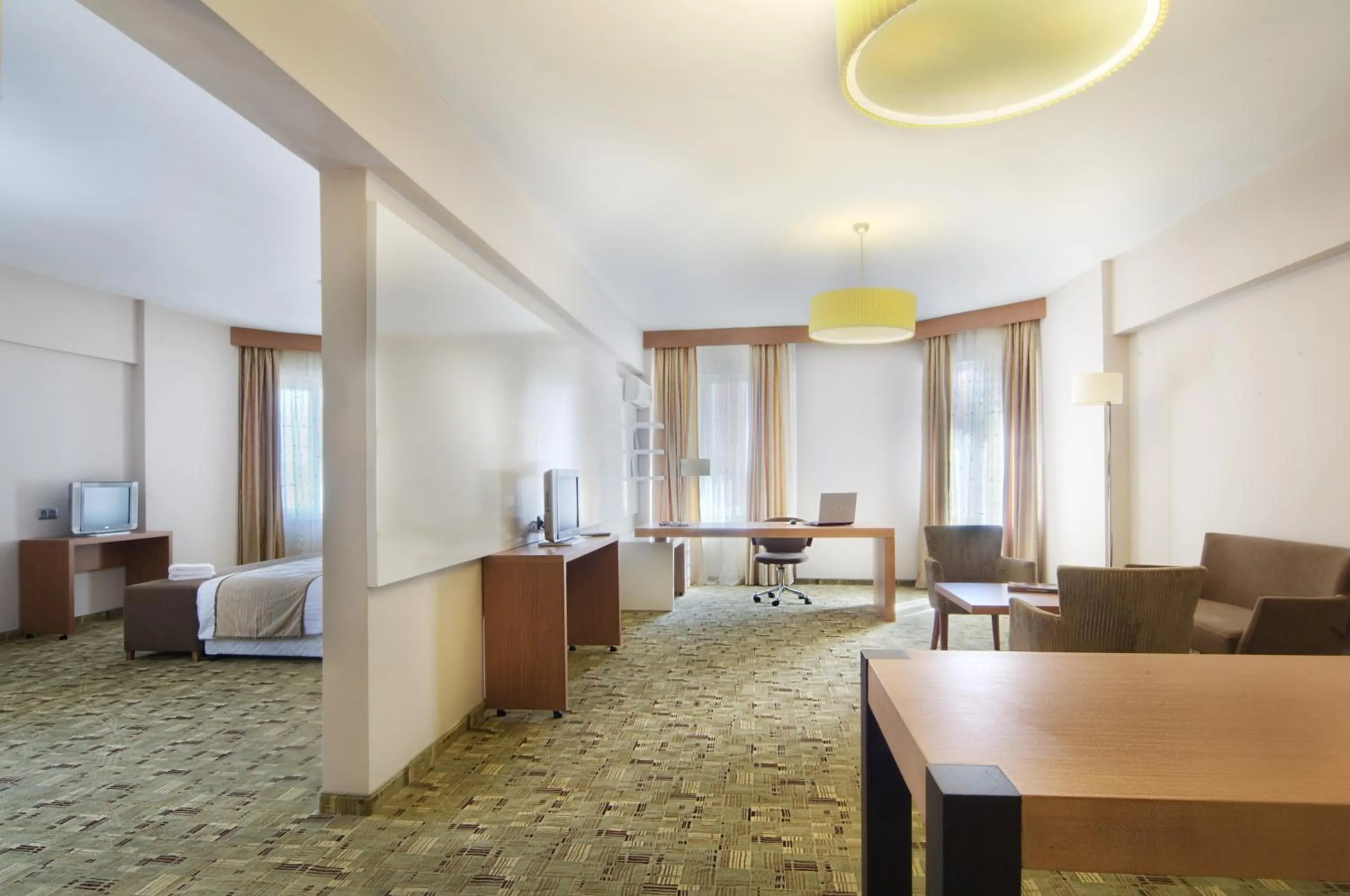 Seating area in Cerkezkoy Business Hotel