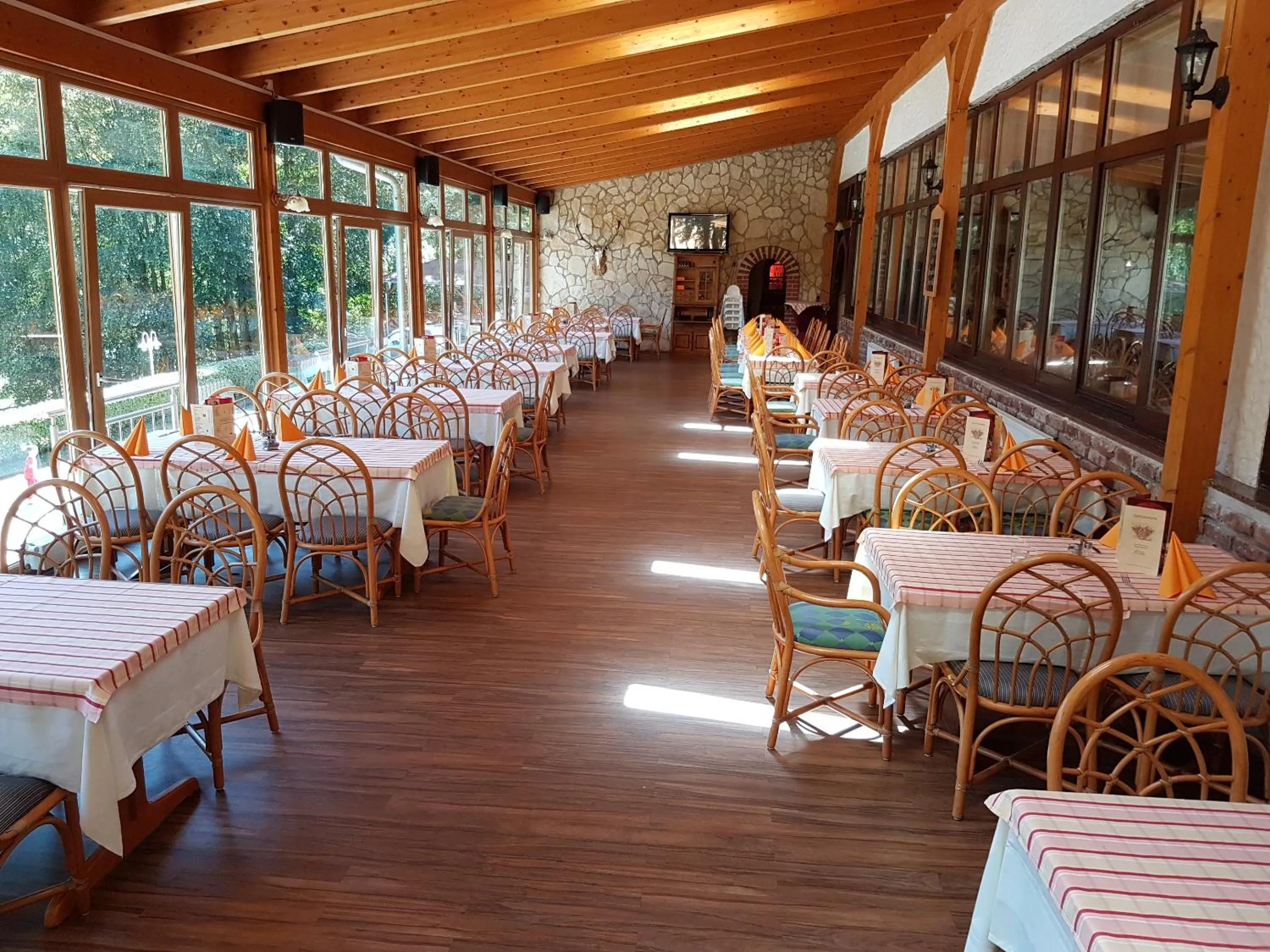 Restaurant/places to eat in Hotel - Restaurant Sophienaue