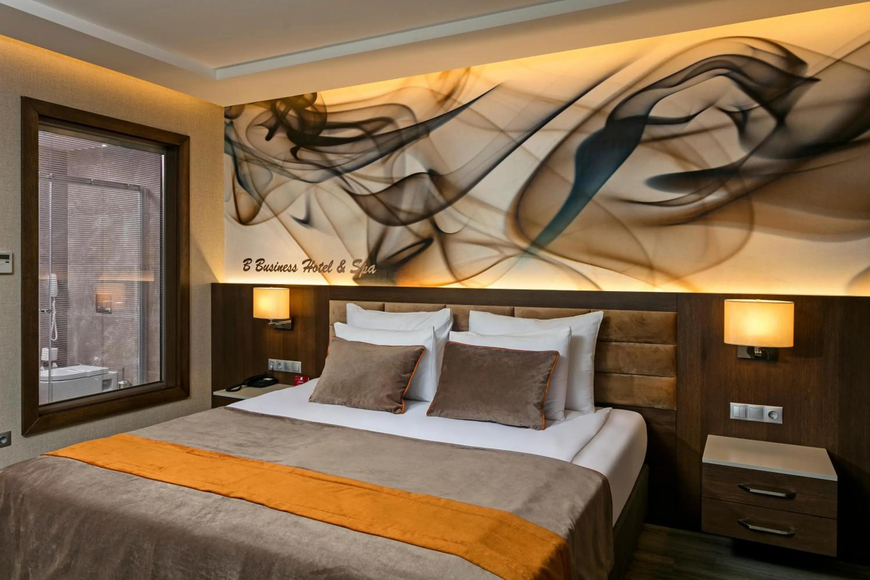 Bed in B Business Hotel & Spa