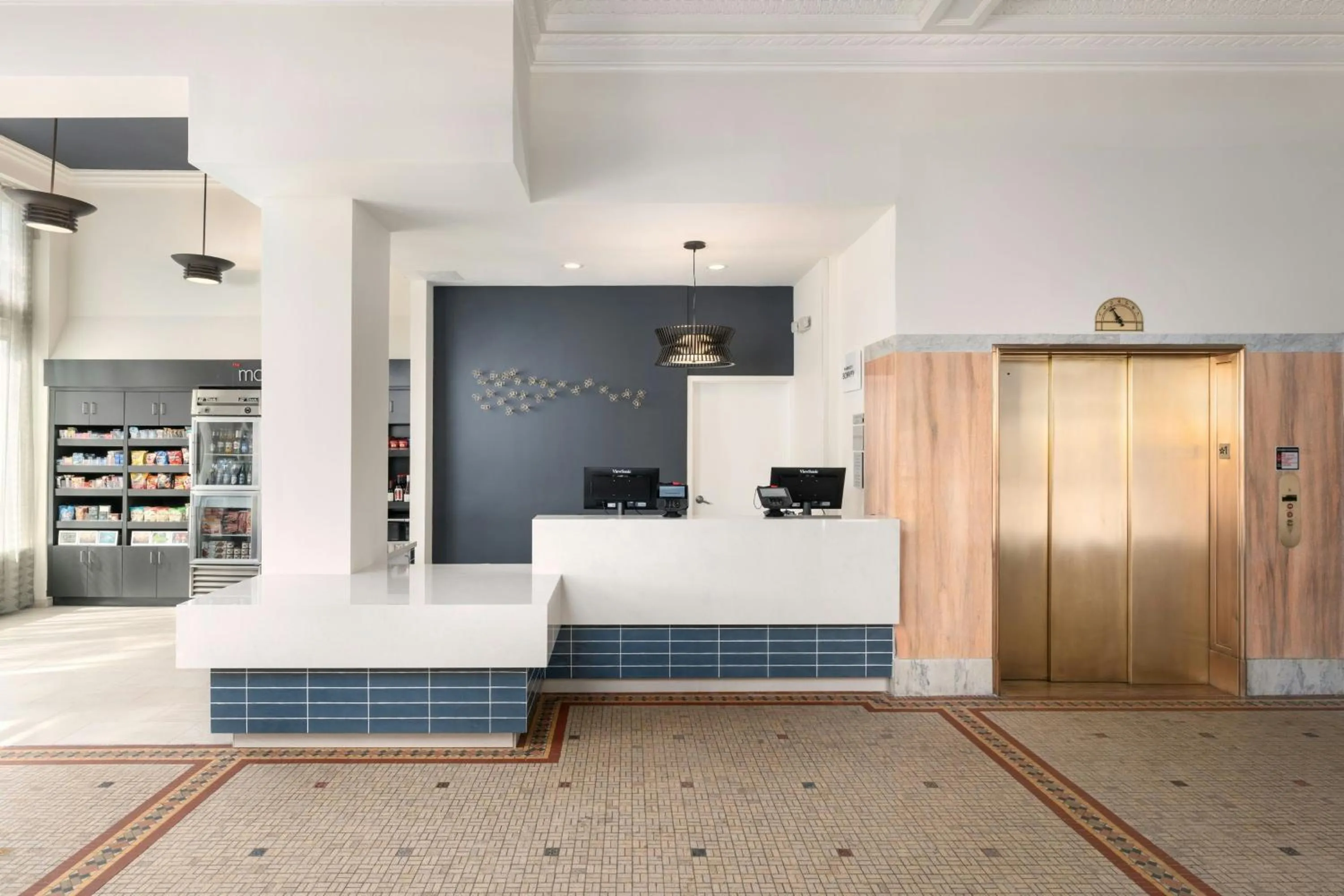 Lobby or reception in Courtyard by Marriott St. Petersburg Downtown