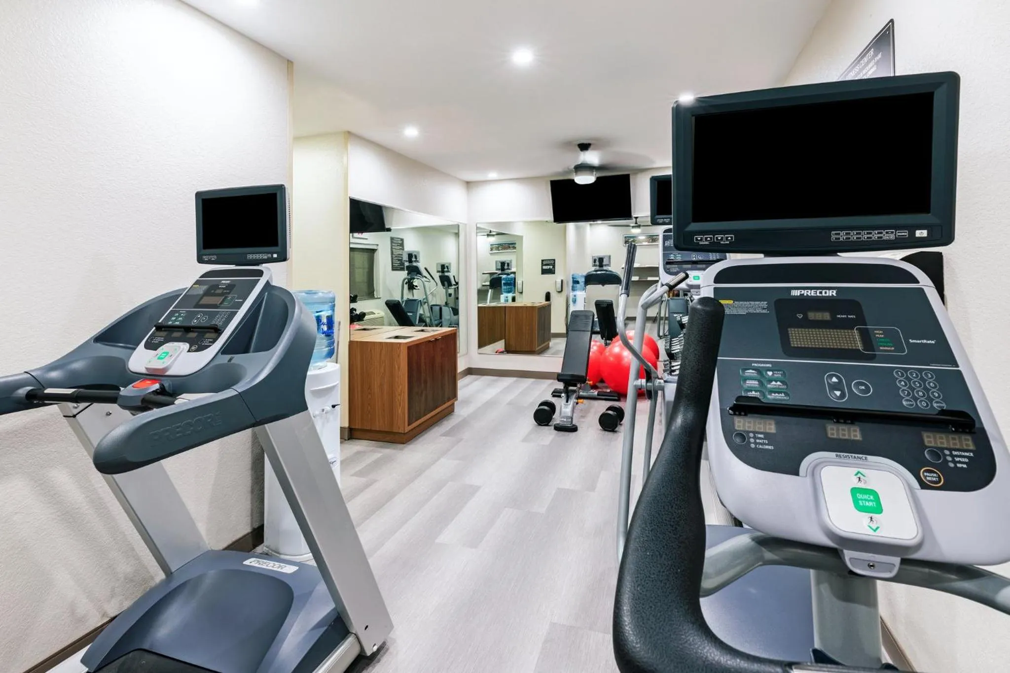 Fitness centre/facilities in Candlewood Suites Fayetteville by IHG