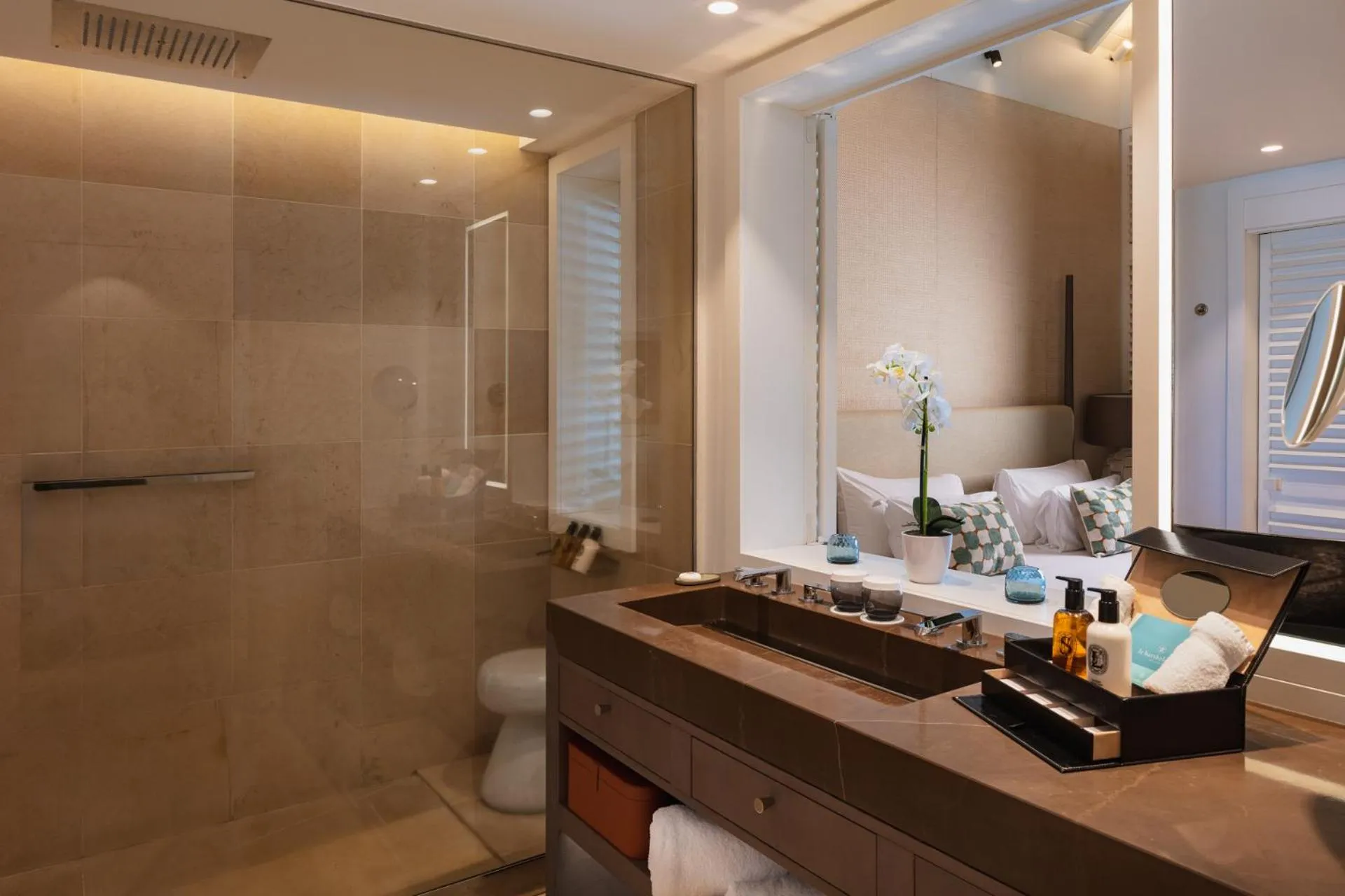 Shower in Le Barthélemy Hotel & Spa