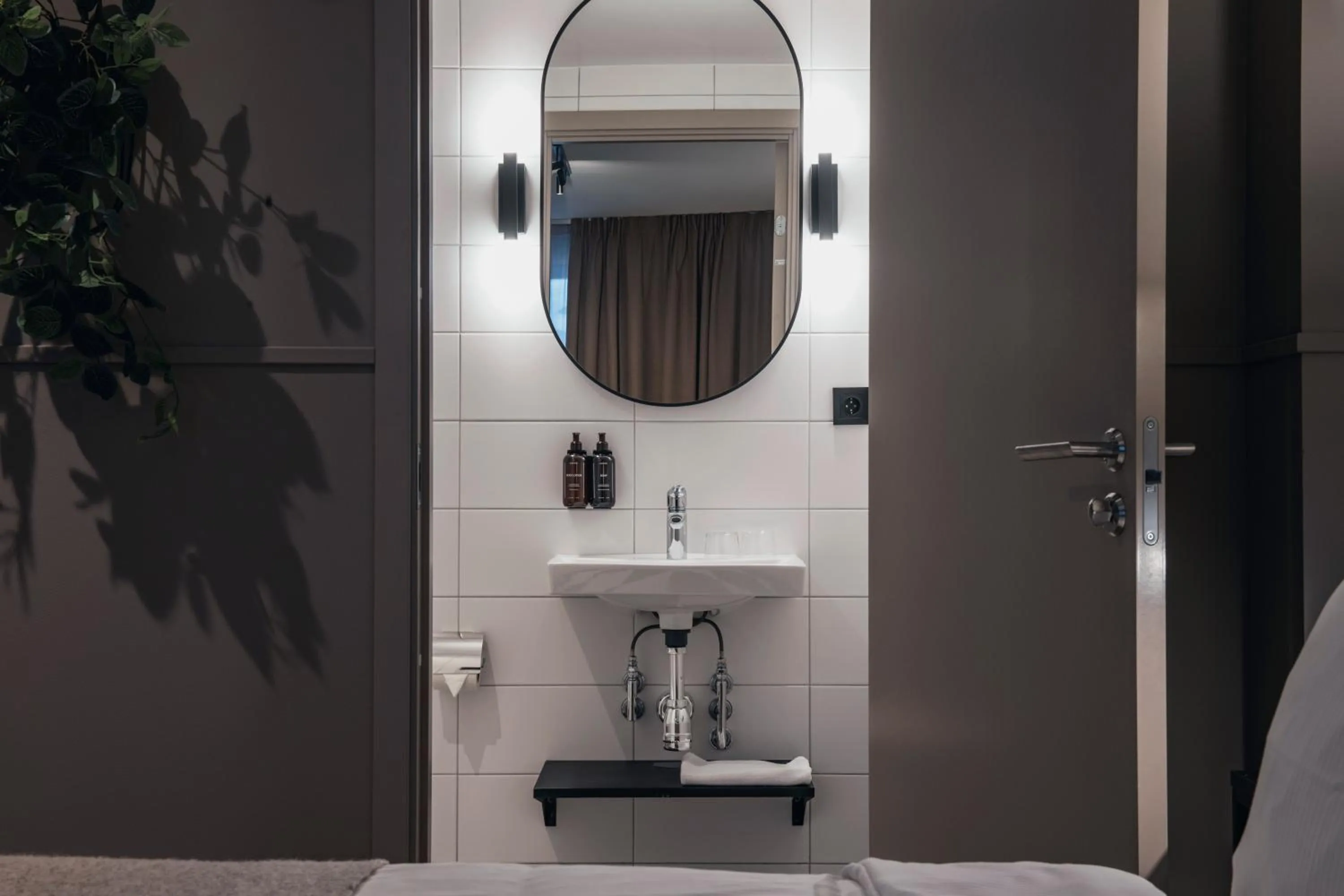 Property building in Home Hotel Smedjan