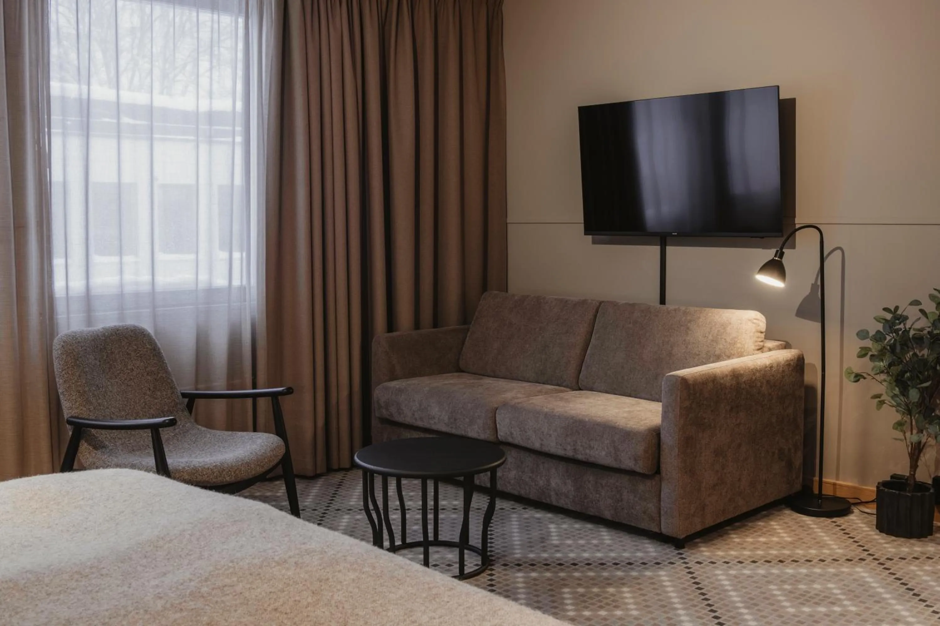 Property building, Bed in Home Hotel Smedjan