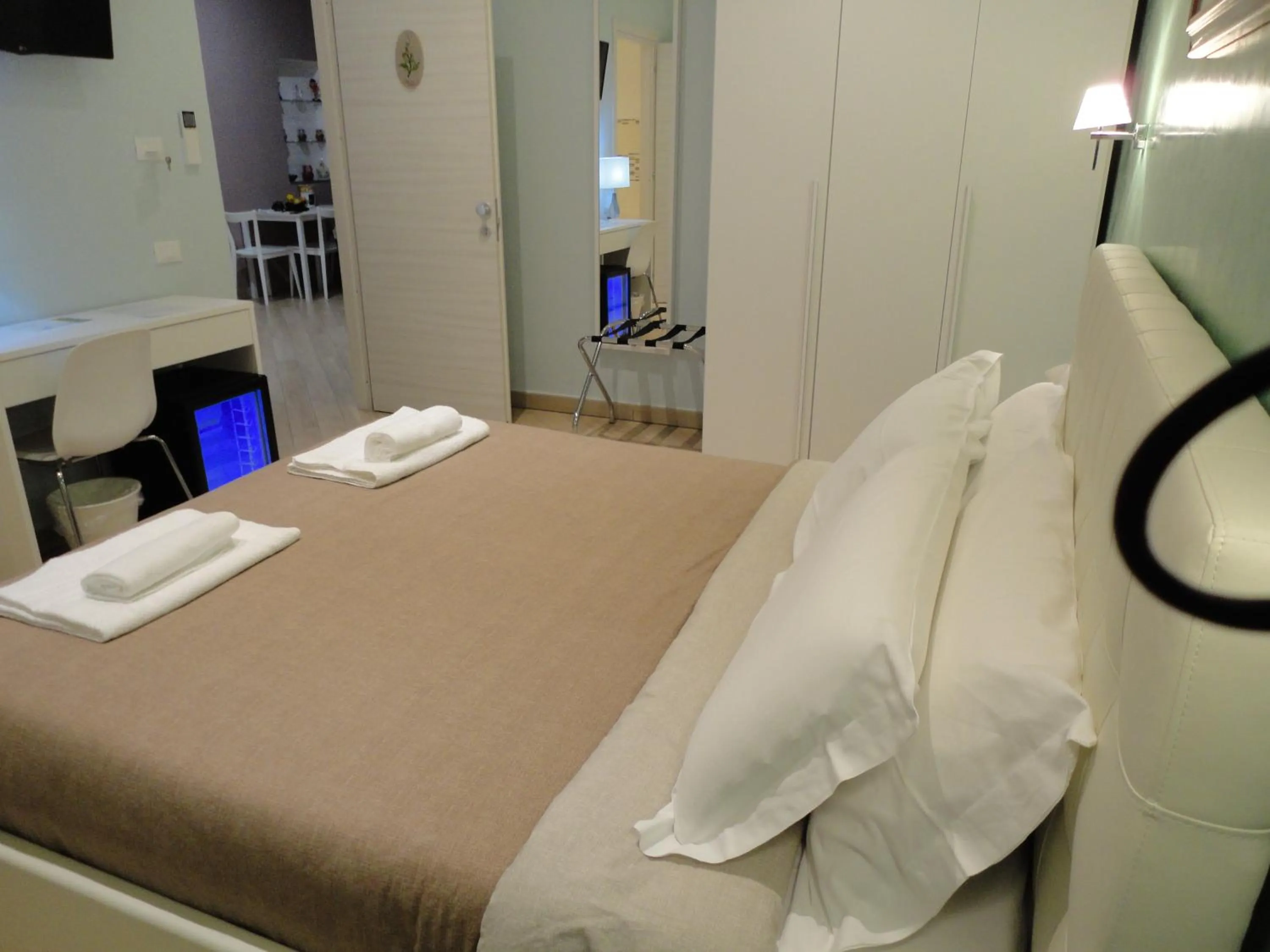 Bedroom, Bed in Guest House Le Tre Spezie