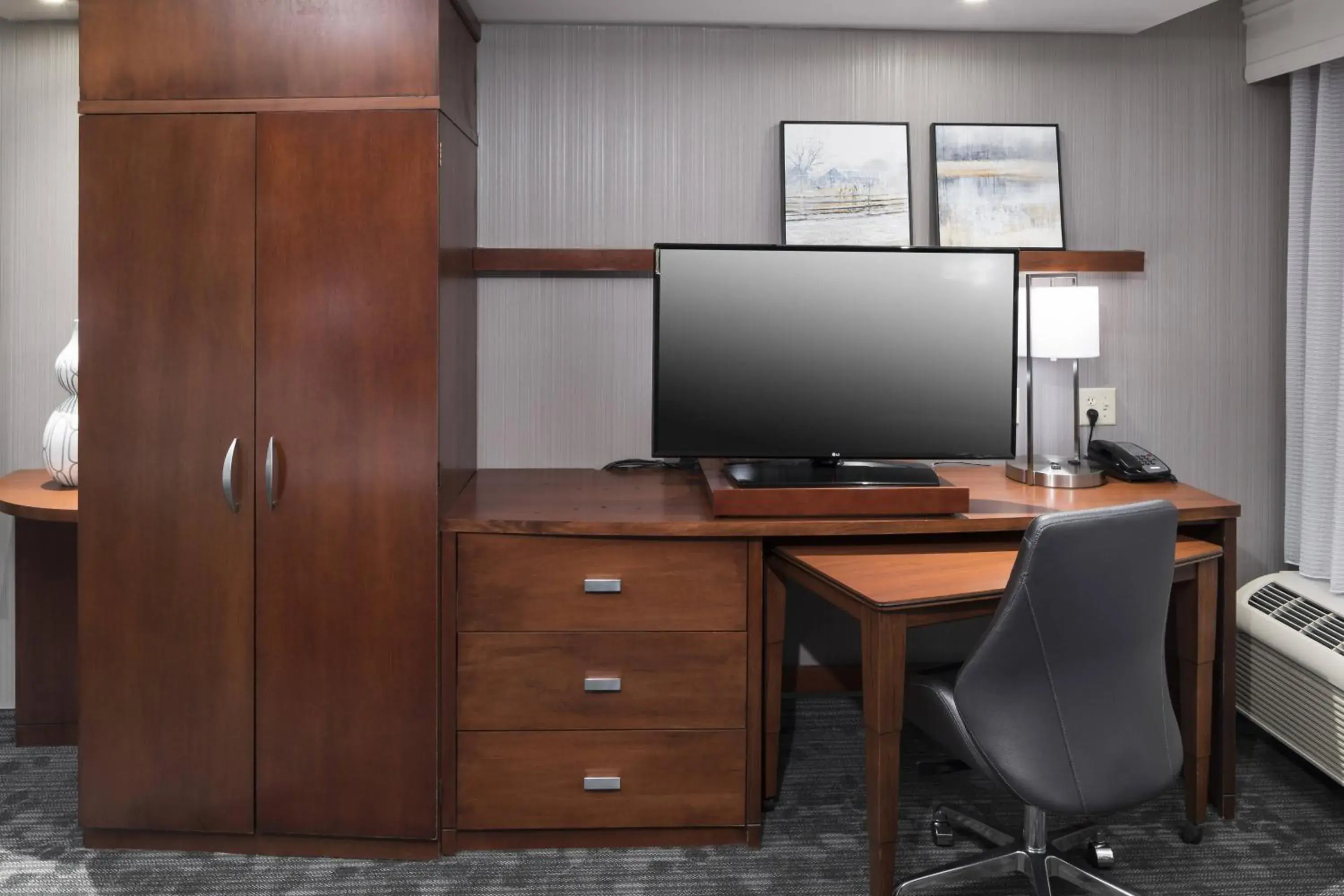 Queen Room with Balcony in Courtyard by Marriott West Orange Queen Room with Balcony in Courtyard by Marriott West Orange