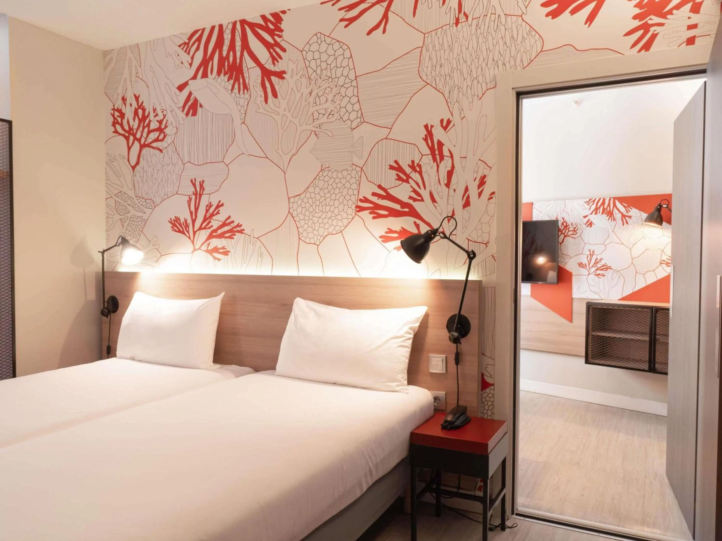 Family Communicating Room with Two Adjoining Rooms in ibis Styles Barcelona City Bogatell
