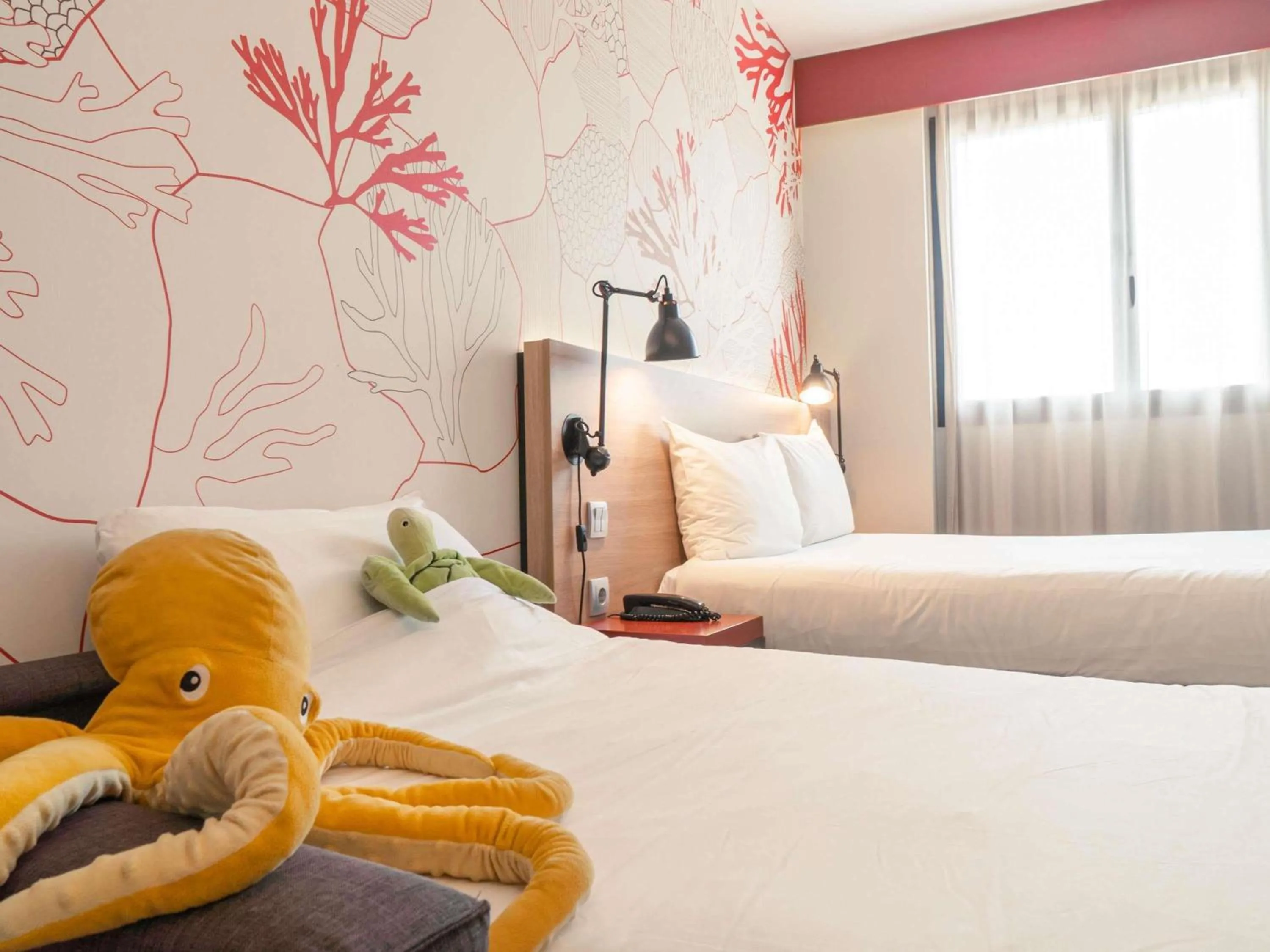 Bedroom, Bed in ibis Styles Barcelona City Bogatell