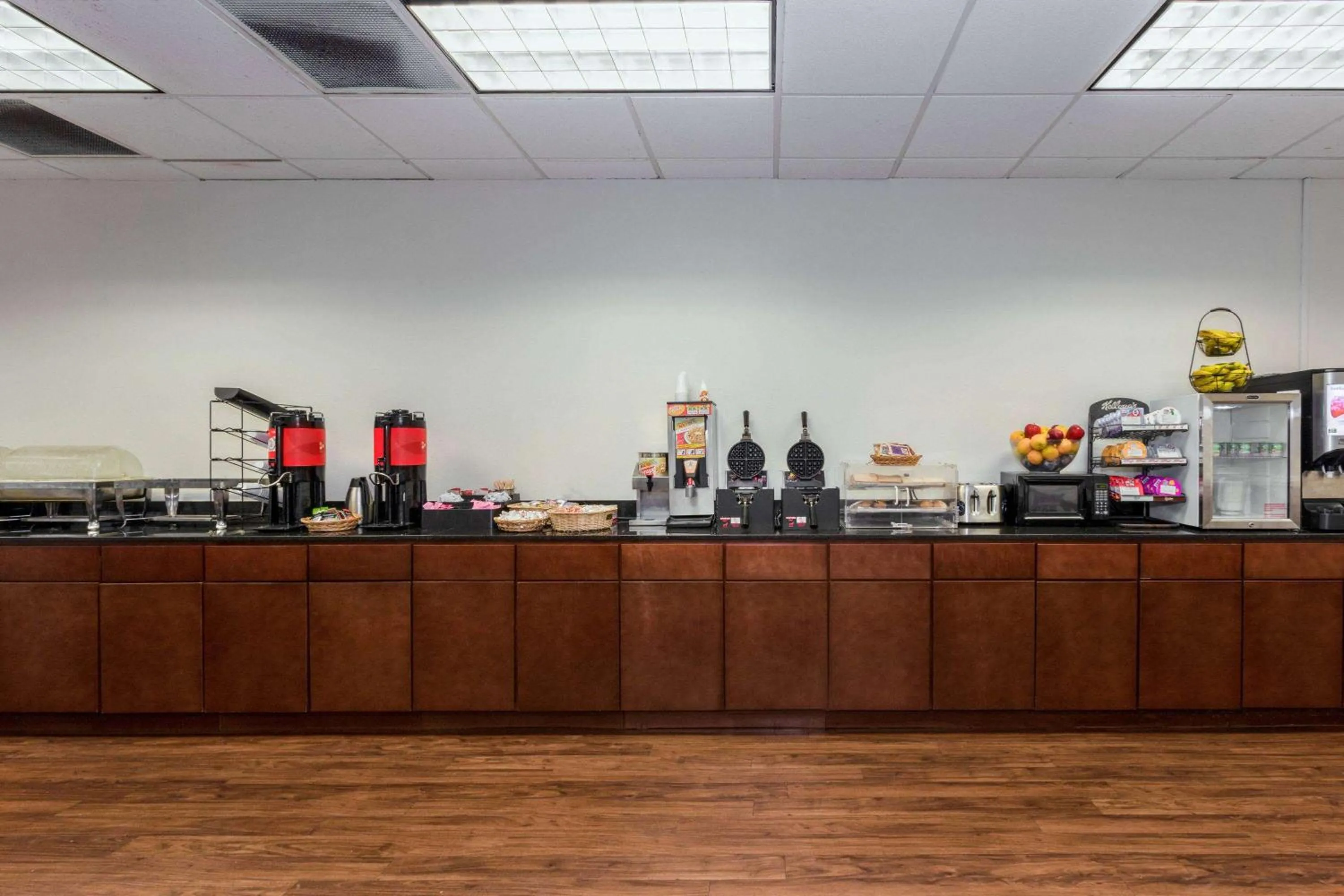 Breakfast in Wyndham Garden Tallahassee Capitol Near FSU