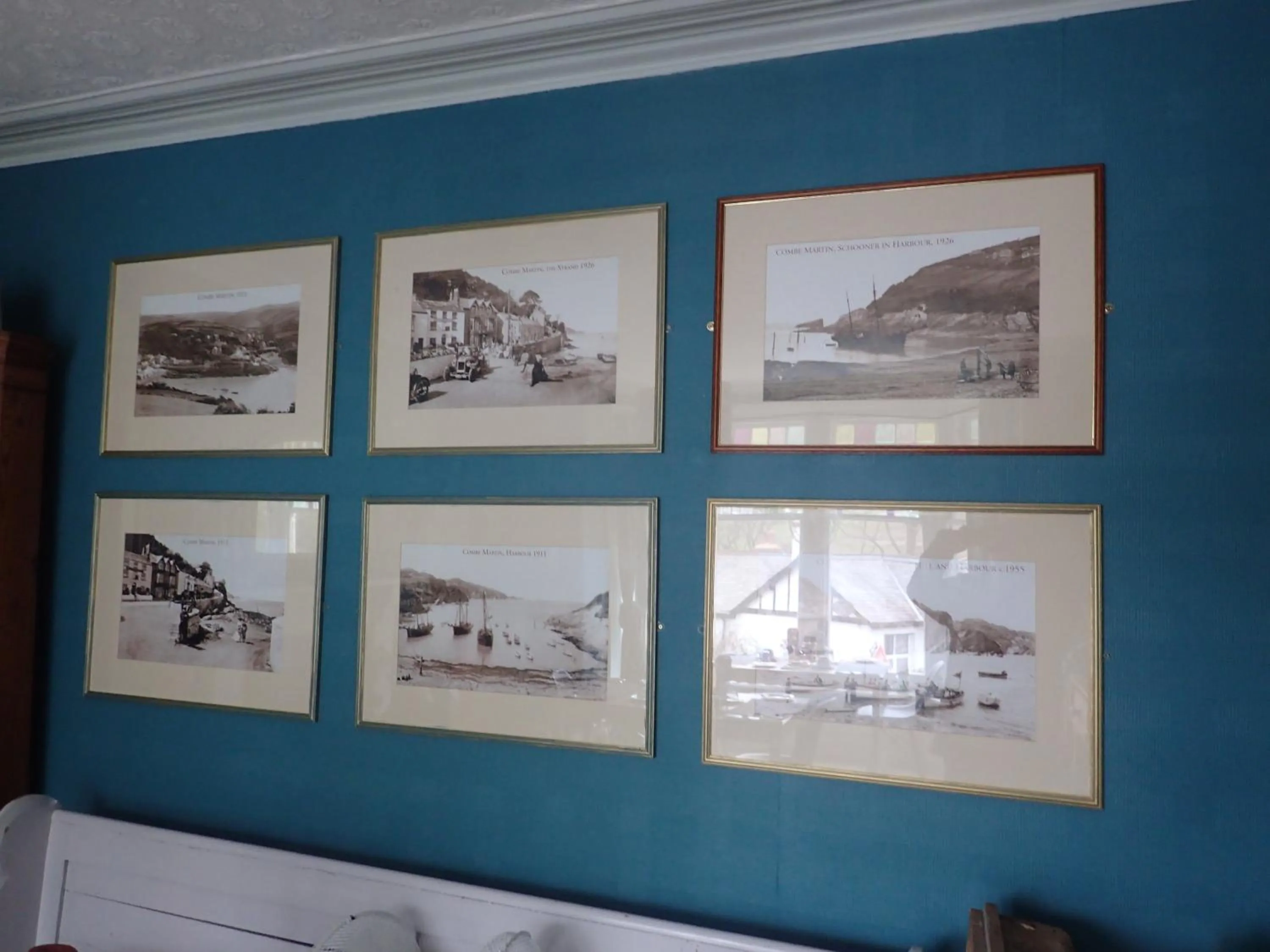 Breakfast in Newberry Beach lodge