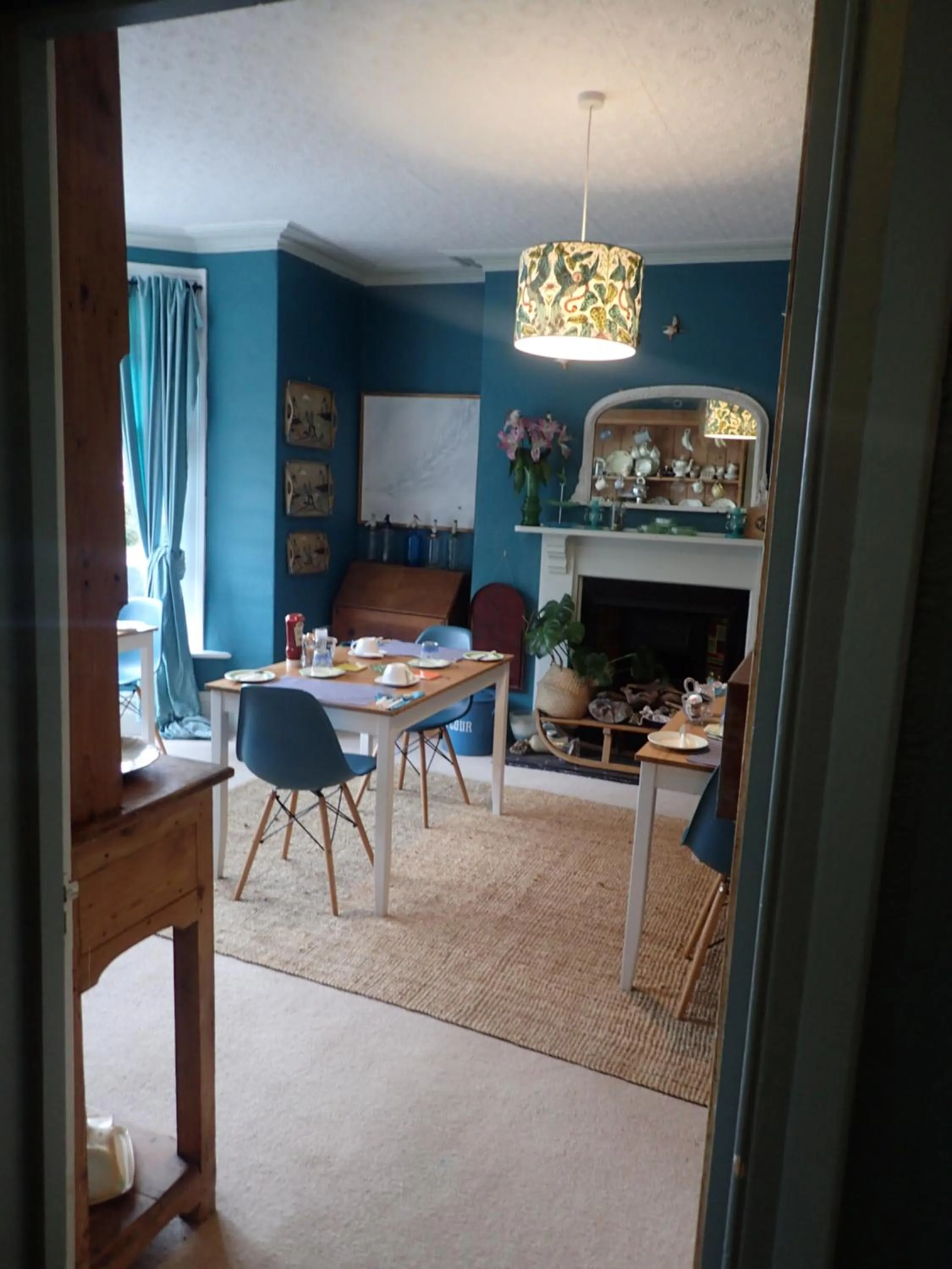 Breakfast in Newberry Beach lodge