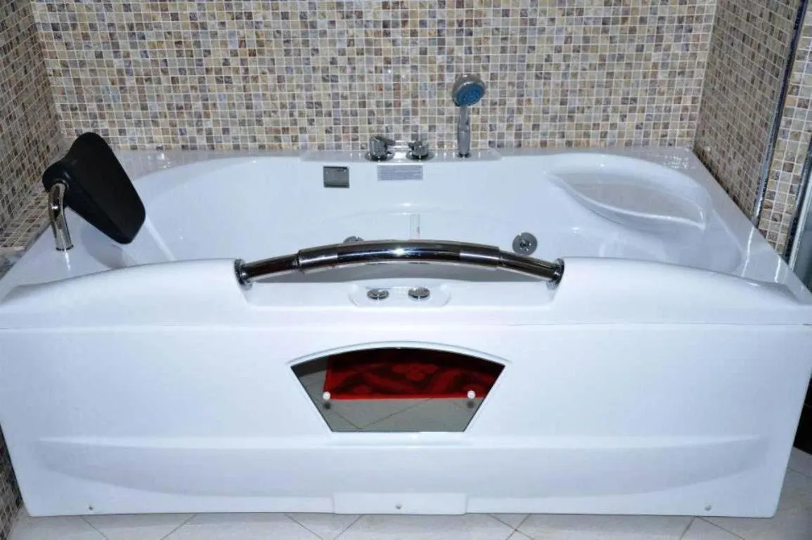 Bathroom in Super Paradise Hotel