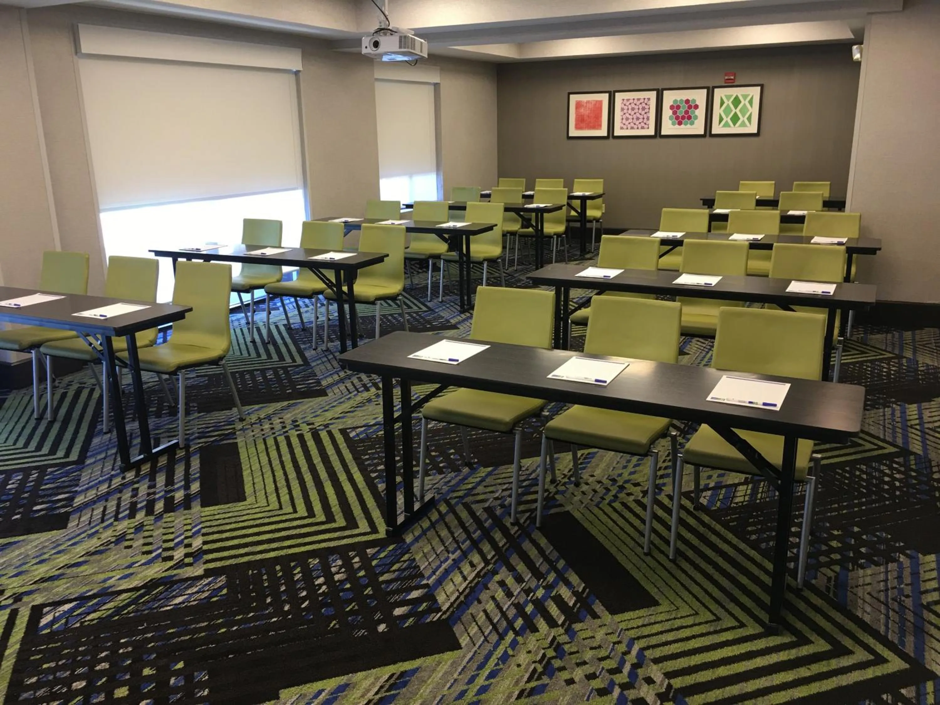 Meeting/conference room in Holiday Inn Express & Suites Charlotte-Concord-I-85 by IHG