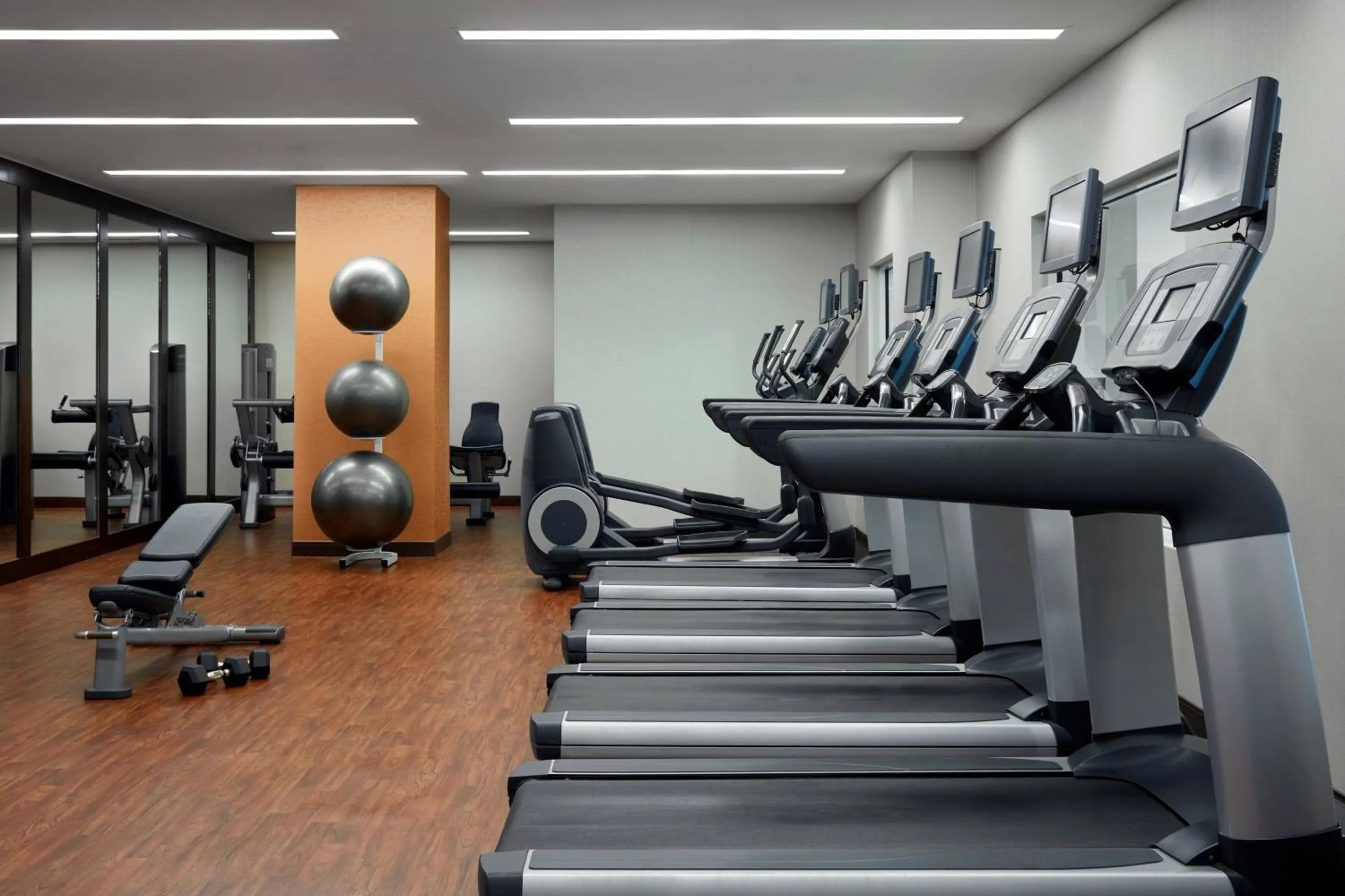 Fitness centre/facilities in Niagara Falls Marriott Fallsview Hotel & Spa
