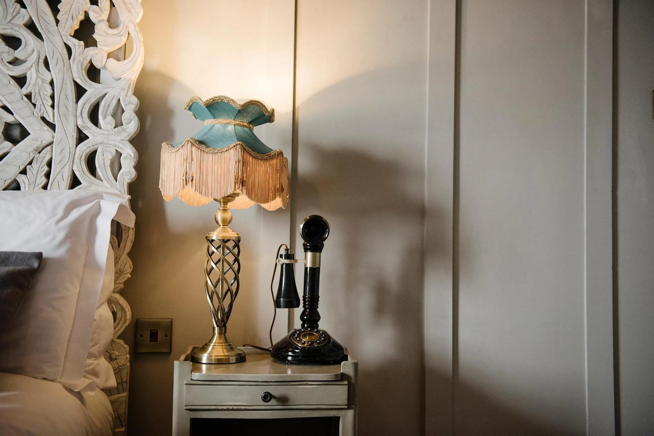 Decorative detail in Le Petit Chateau & William de Percy