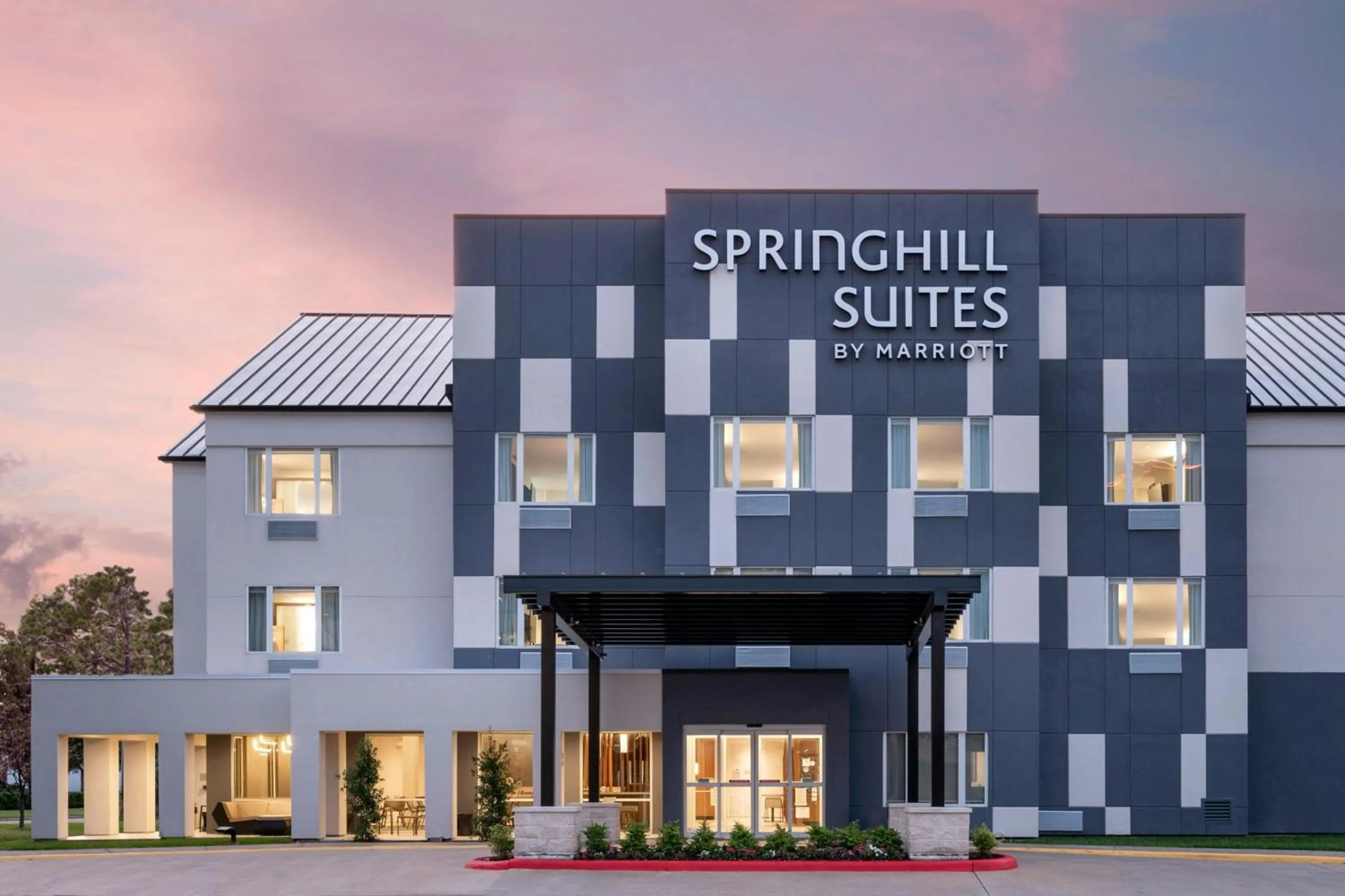 Property building in SpringHill Suites by Marriott Houston Brookhollow