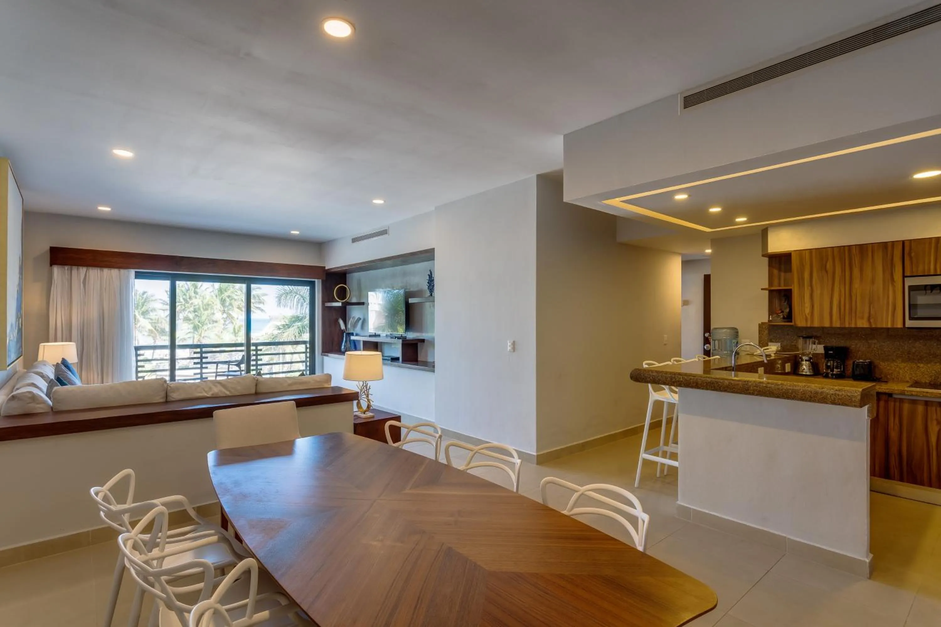 Dining area in Aldea Thai by Mistik Vacation Rentals