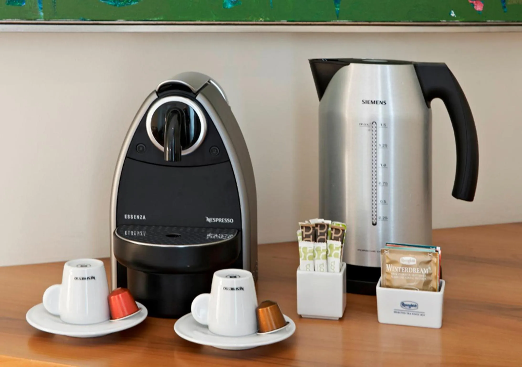 Coffee/tea facilities in Tomtom Suites