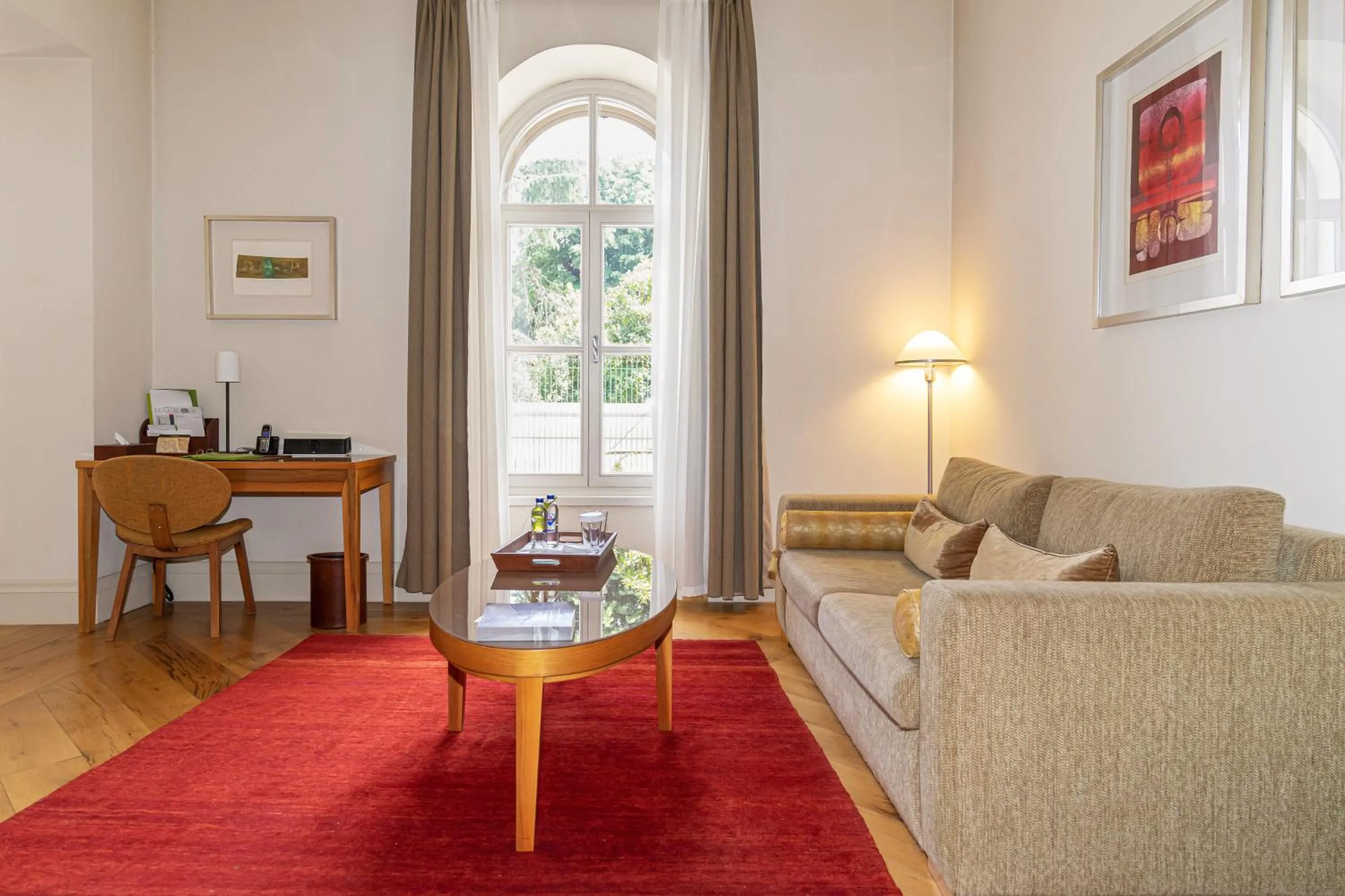 Seating area in Tomtom Suites