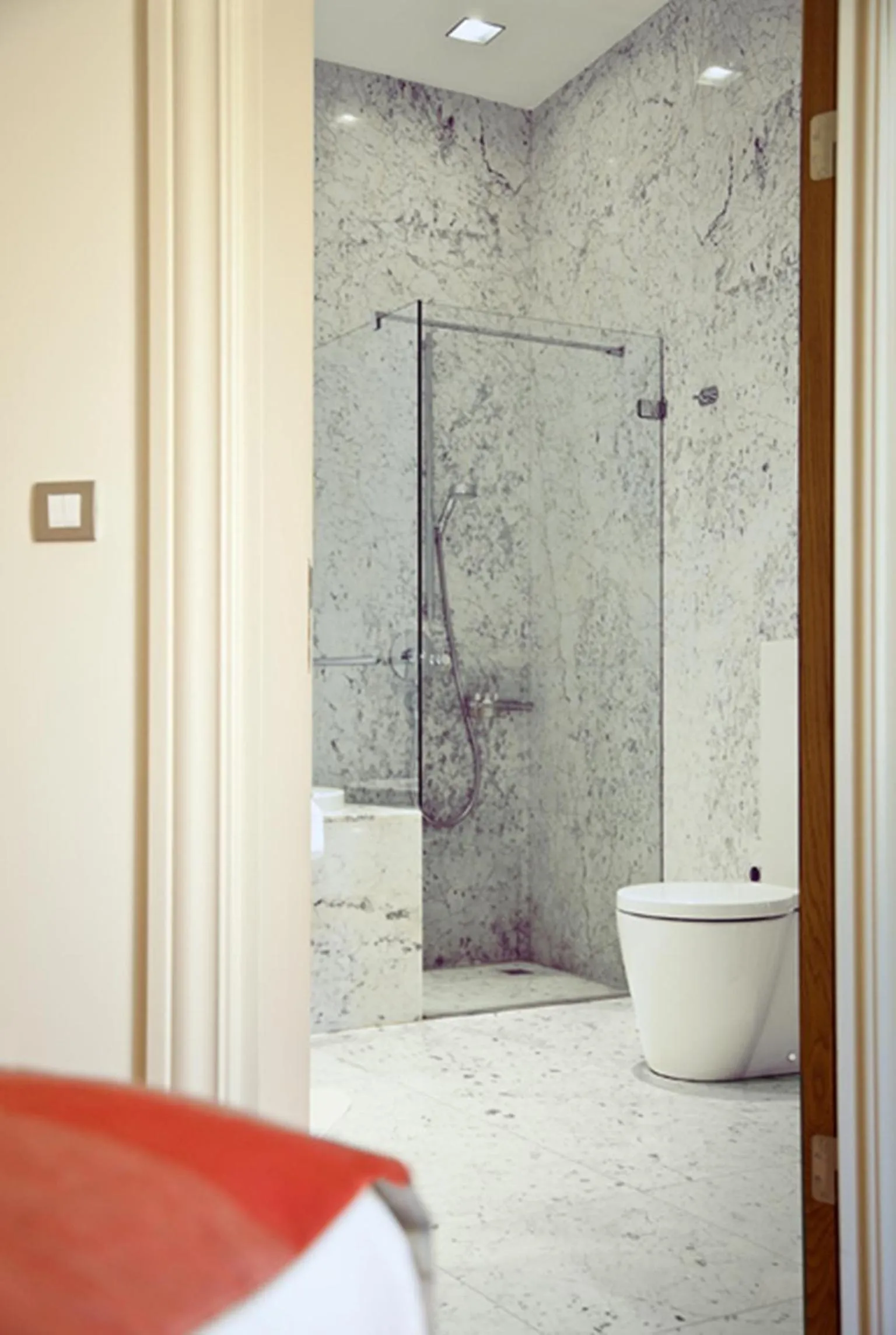 Bathroom in Tomtom Suites