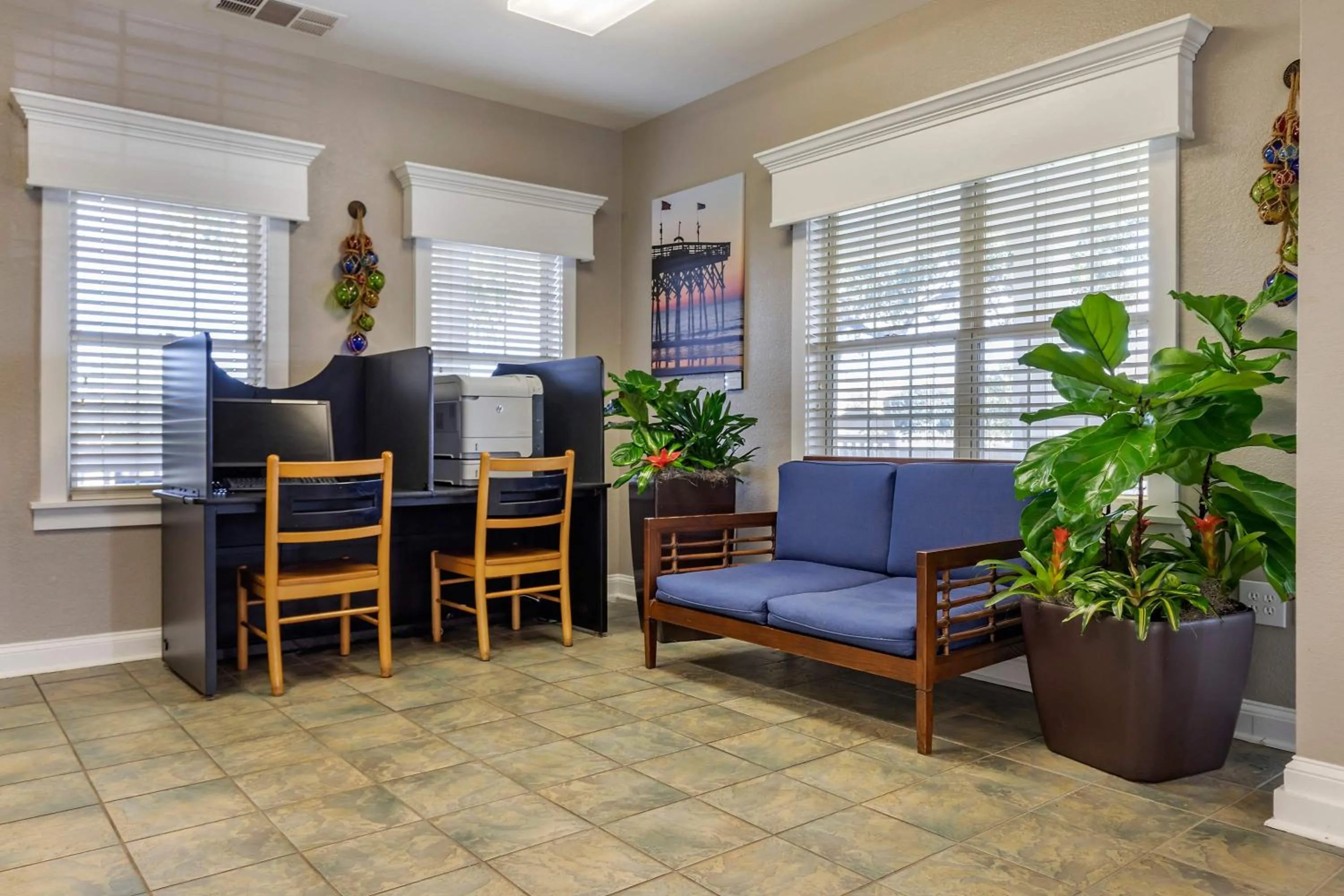 Business facilities in Bluegreen Vacations Harbour Lights, an Ascend Collection Resort