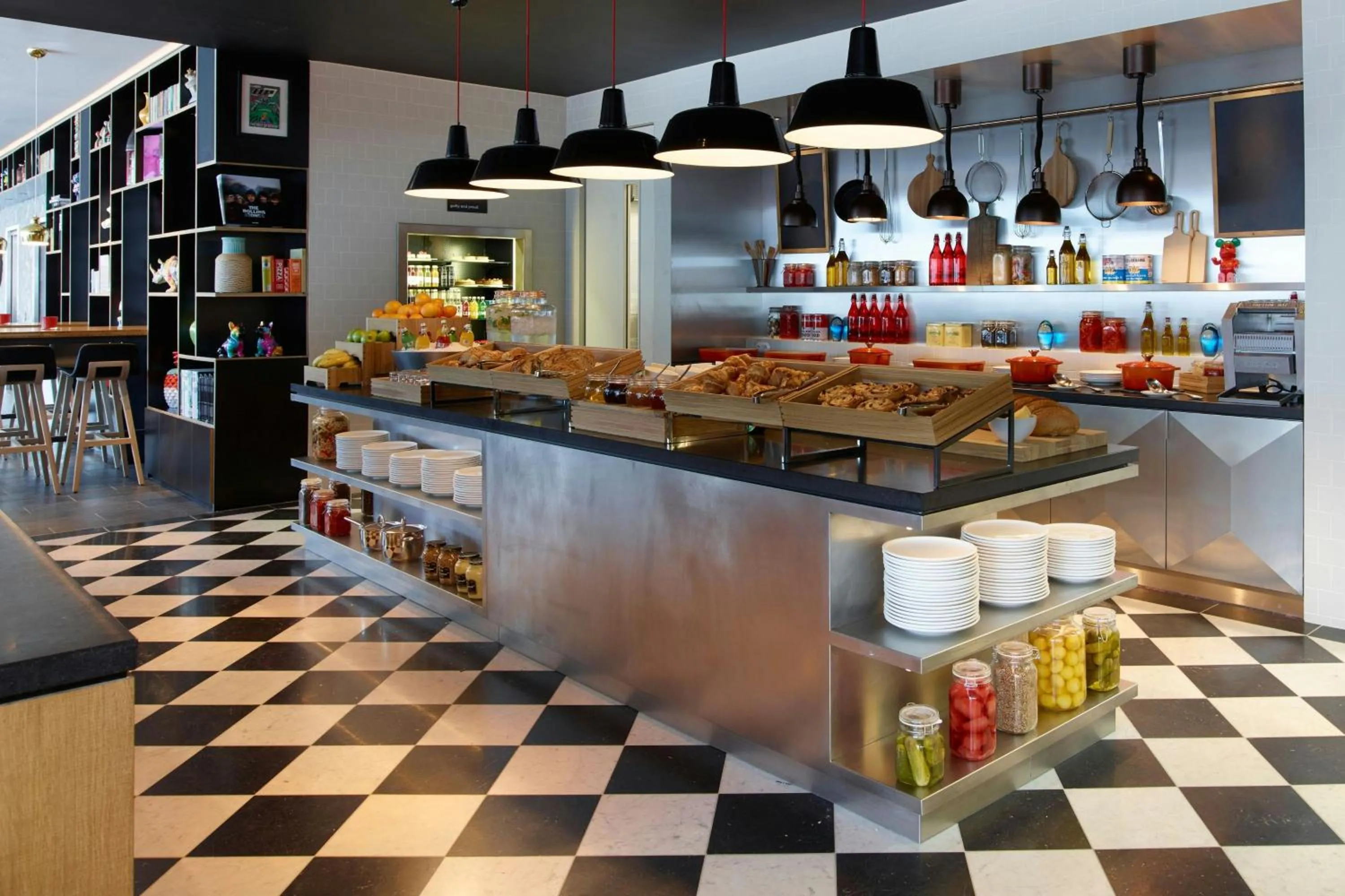 Restaurant/places to eat in citizenM London Shoreditch