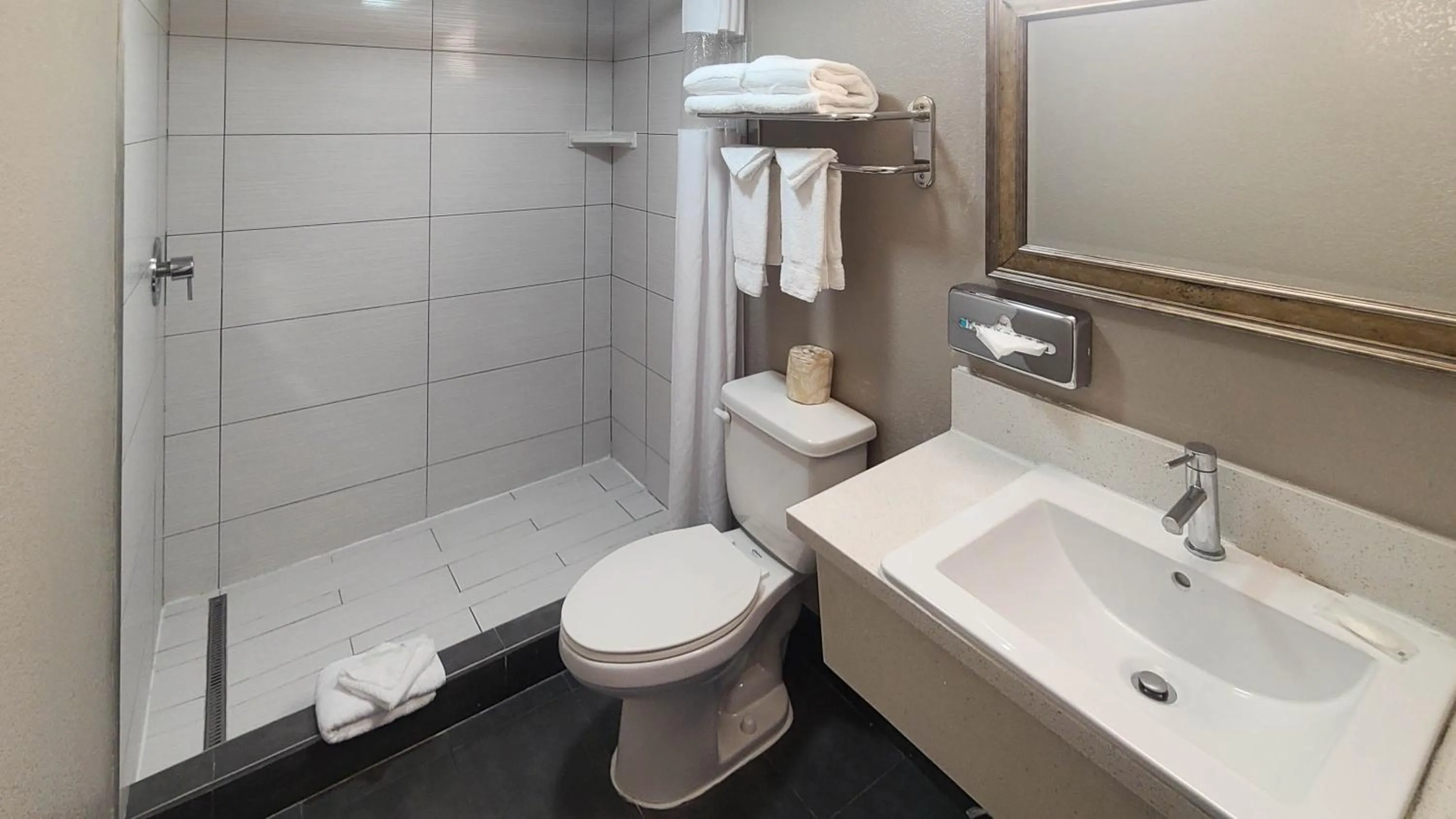 Shower in Studio 6 Suites Lawndale, CA South Bay