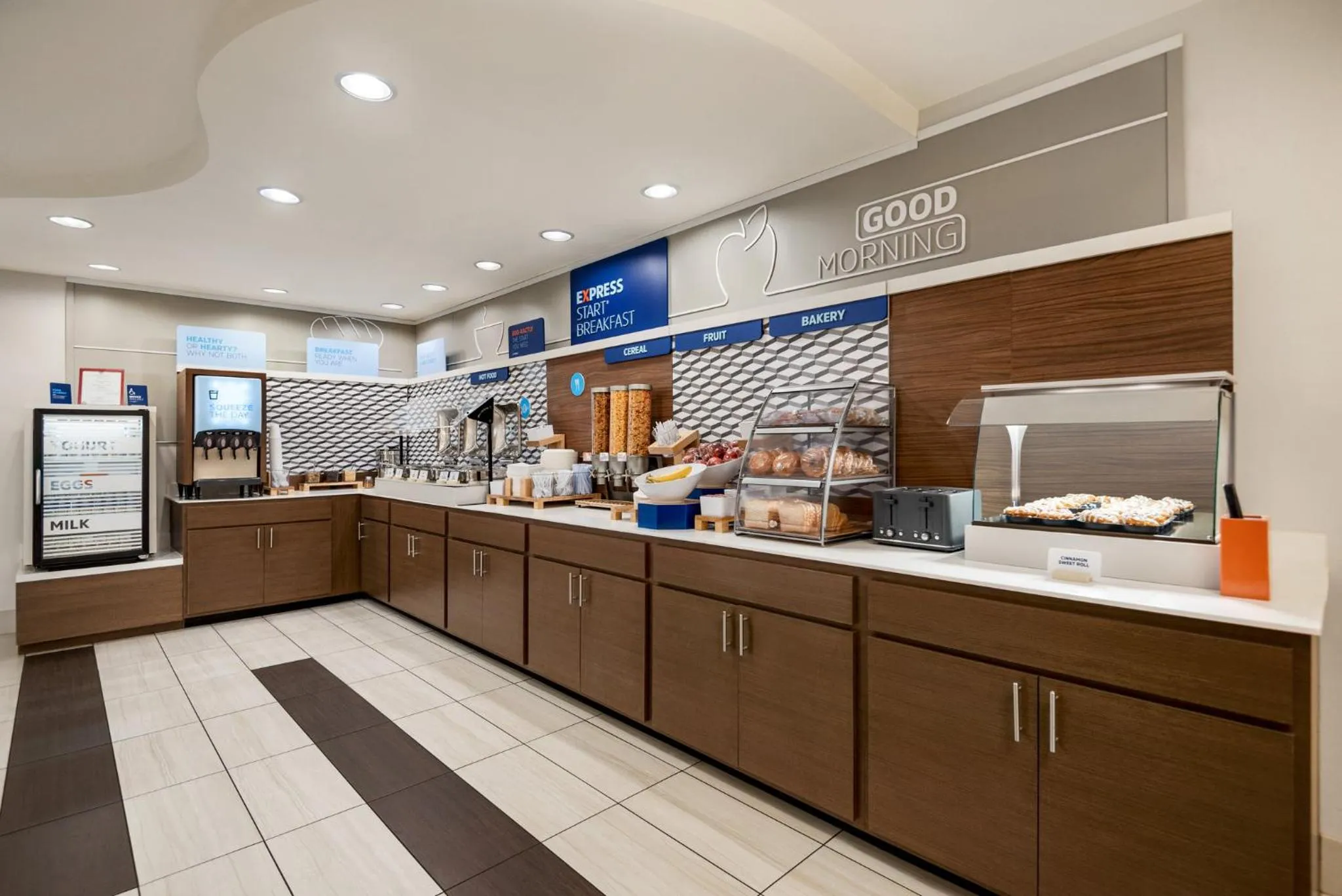 Breakfast in Holiday Inn Express Hotel & Suites Fredericksburg by IHG