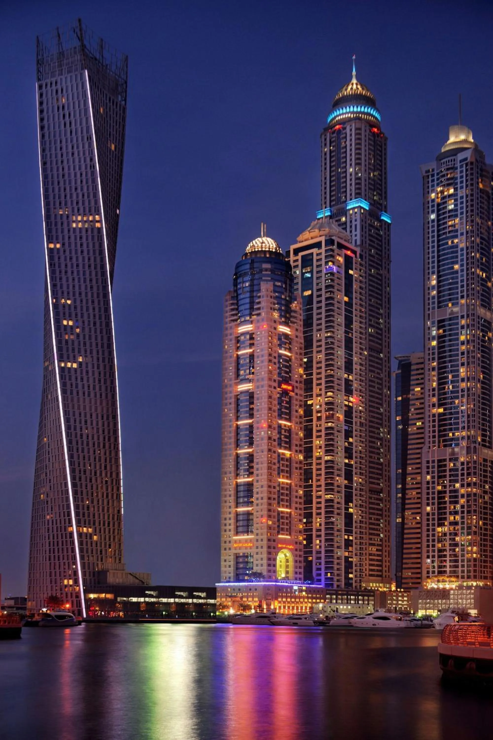 Property building in Dubai Marriott Harbour Hotel And Suites