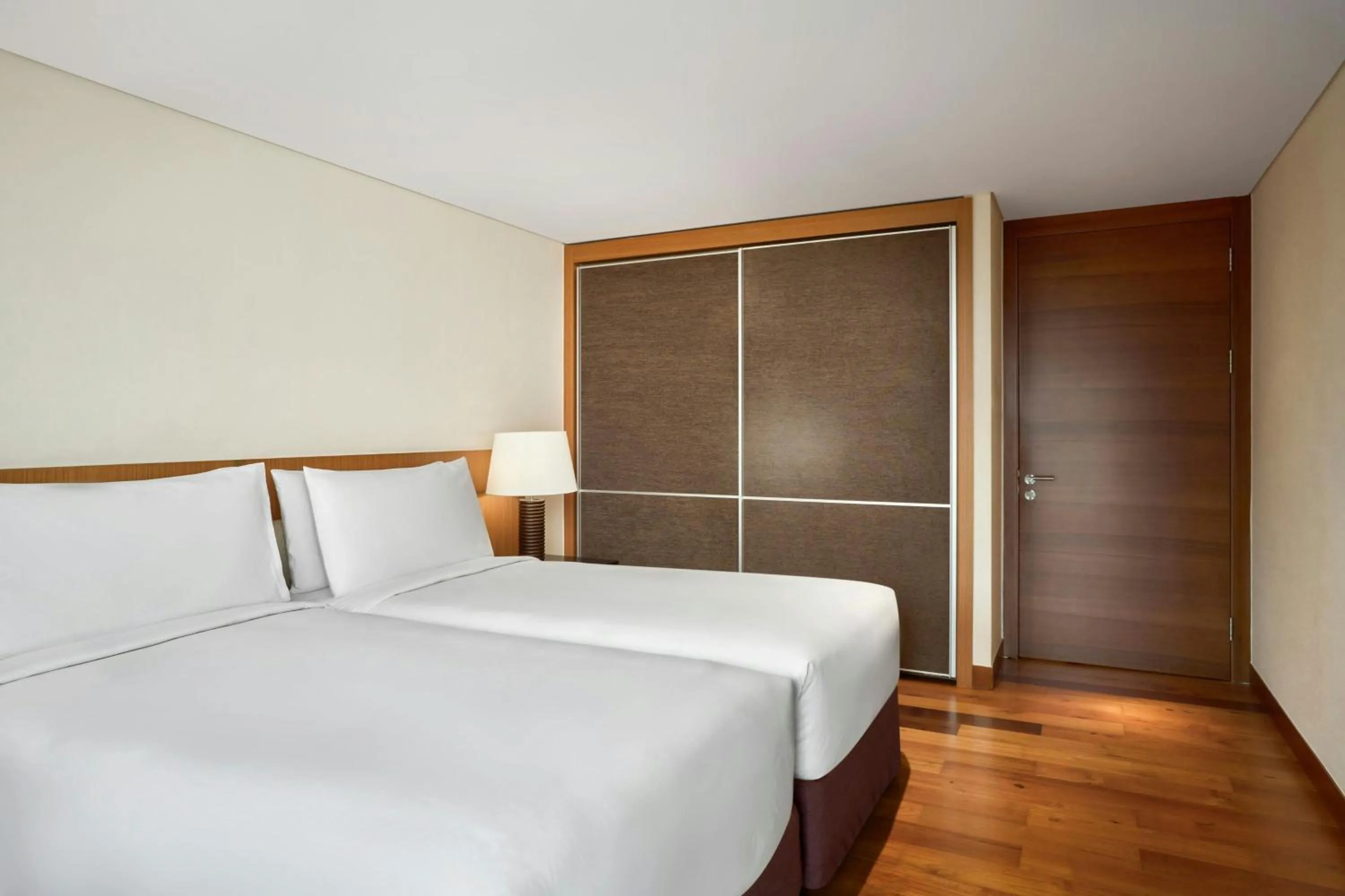 Bedroom, Bed in JW Marriott Hotel & Suites Saigon, The Apartments