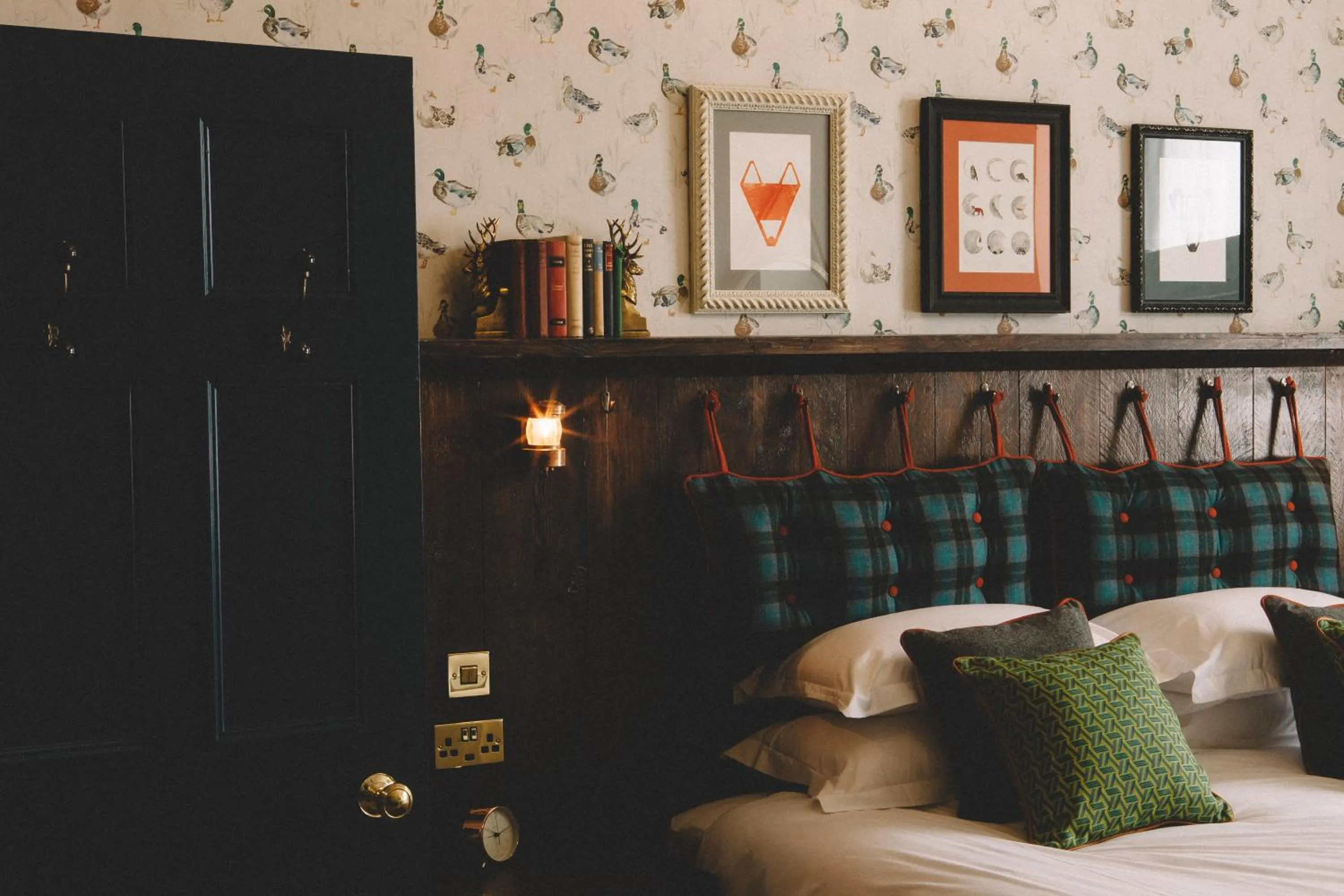 Decorative detail, Bed in The Stag at Stow