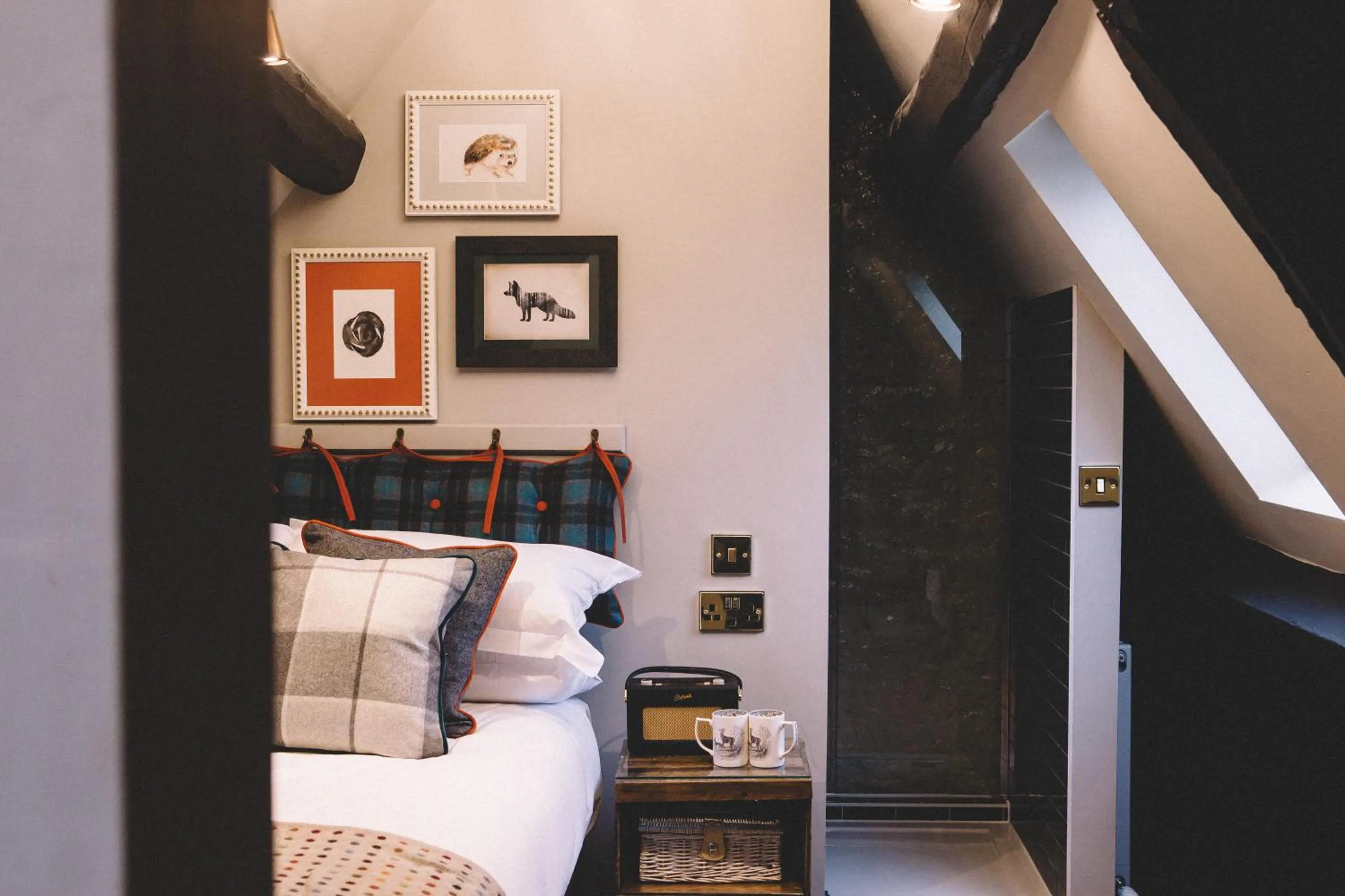 Decorative detail, Bed in The Stag at Stow