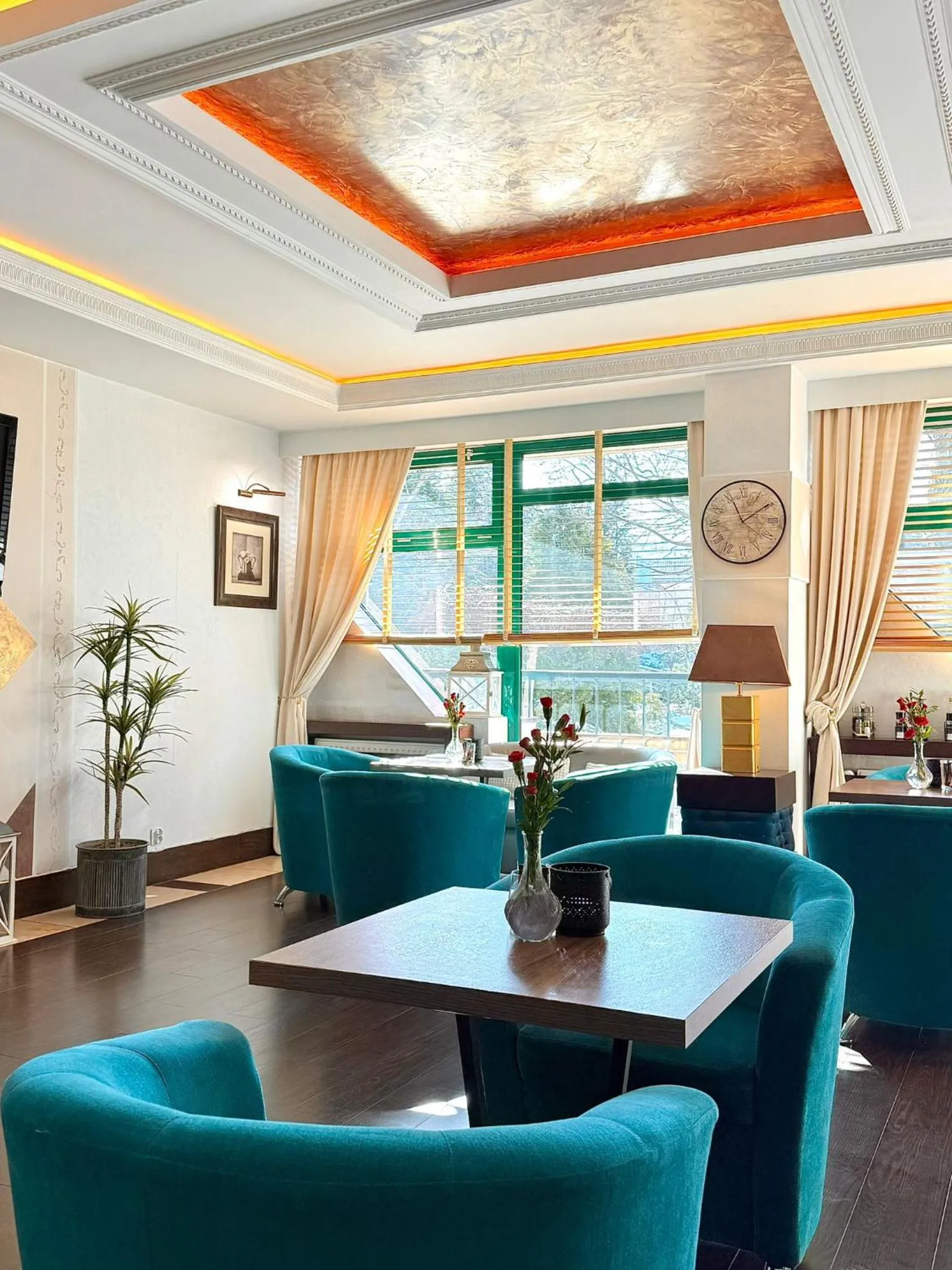 Restaurant/places to eat in Papuga Park Hotel Wellness Marrakesz & SPA