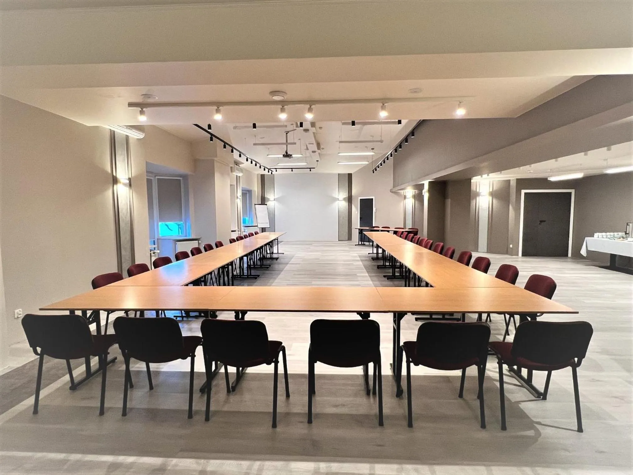 Meeting/conference room in Papuga Park Hotel Wellness Marrakesz & SPA