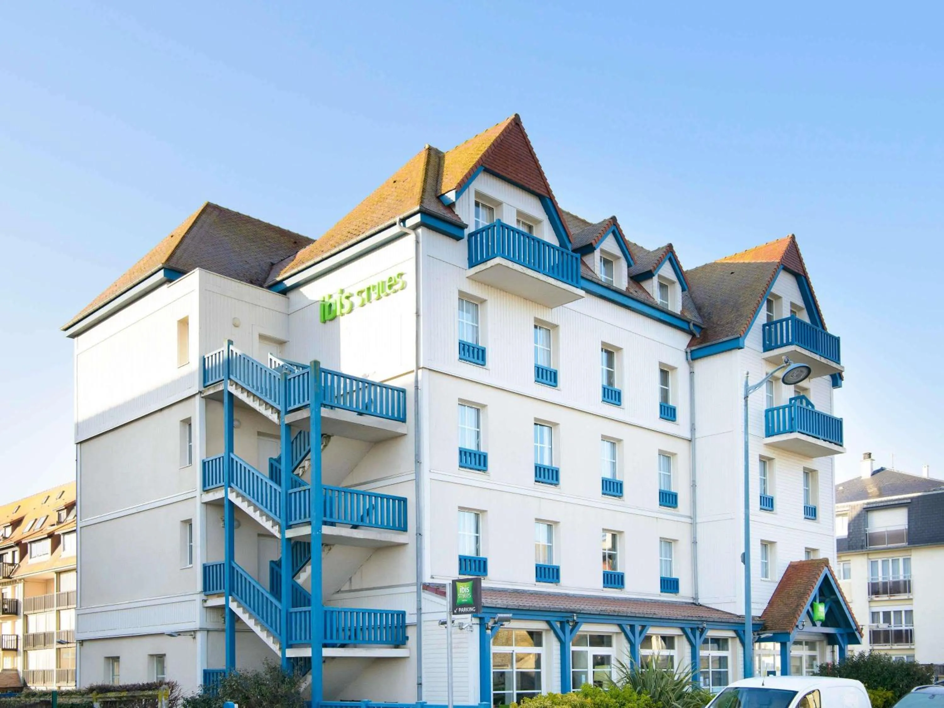 Property building in ibis Styles Deauville Villers Plage