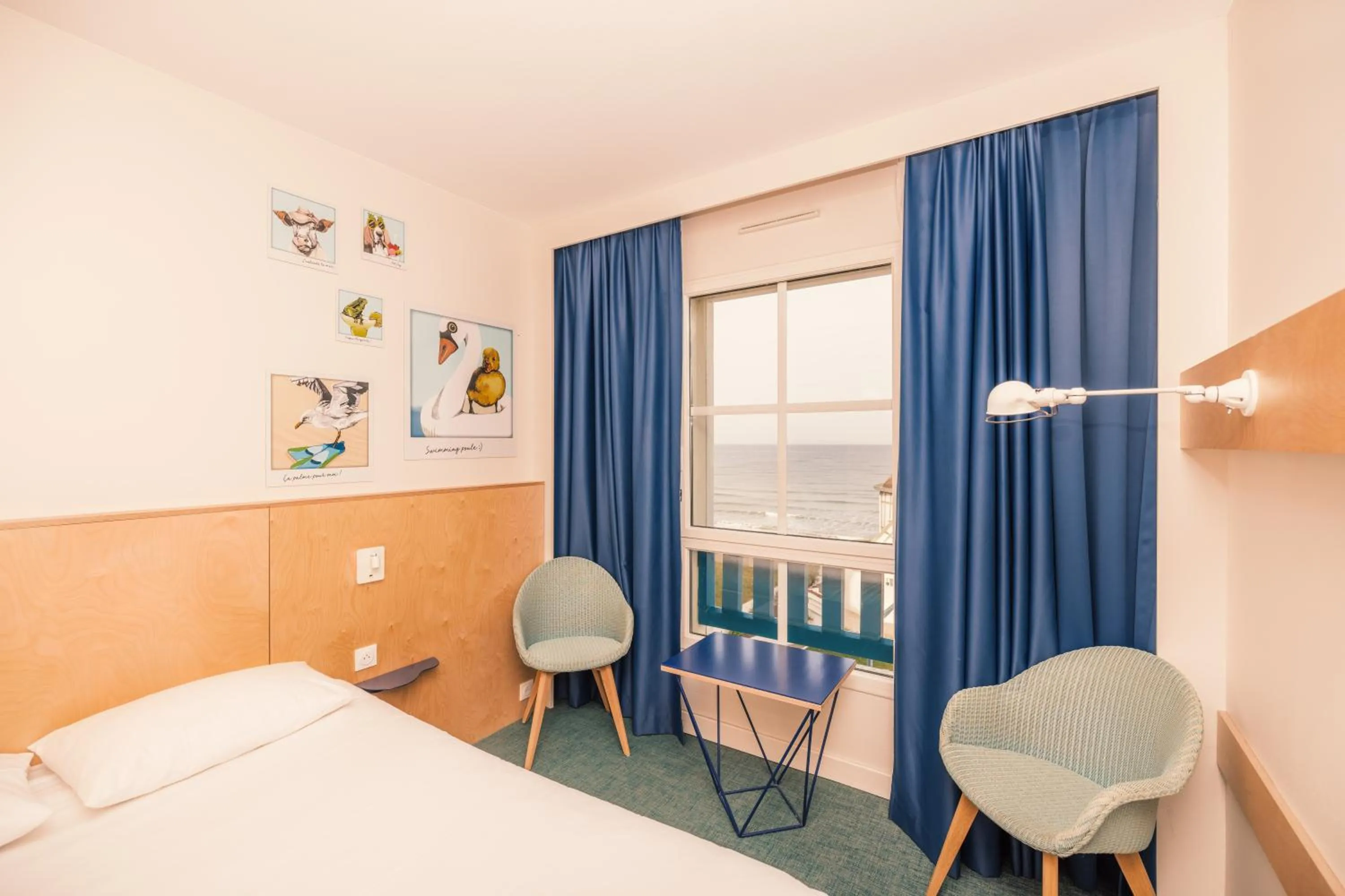 Decorative detail, Bed in ibis Styles Deauville Villers Plage