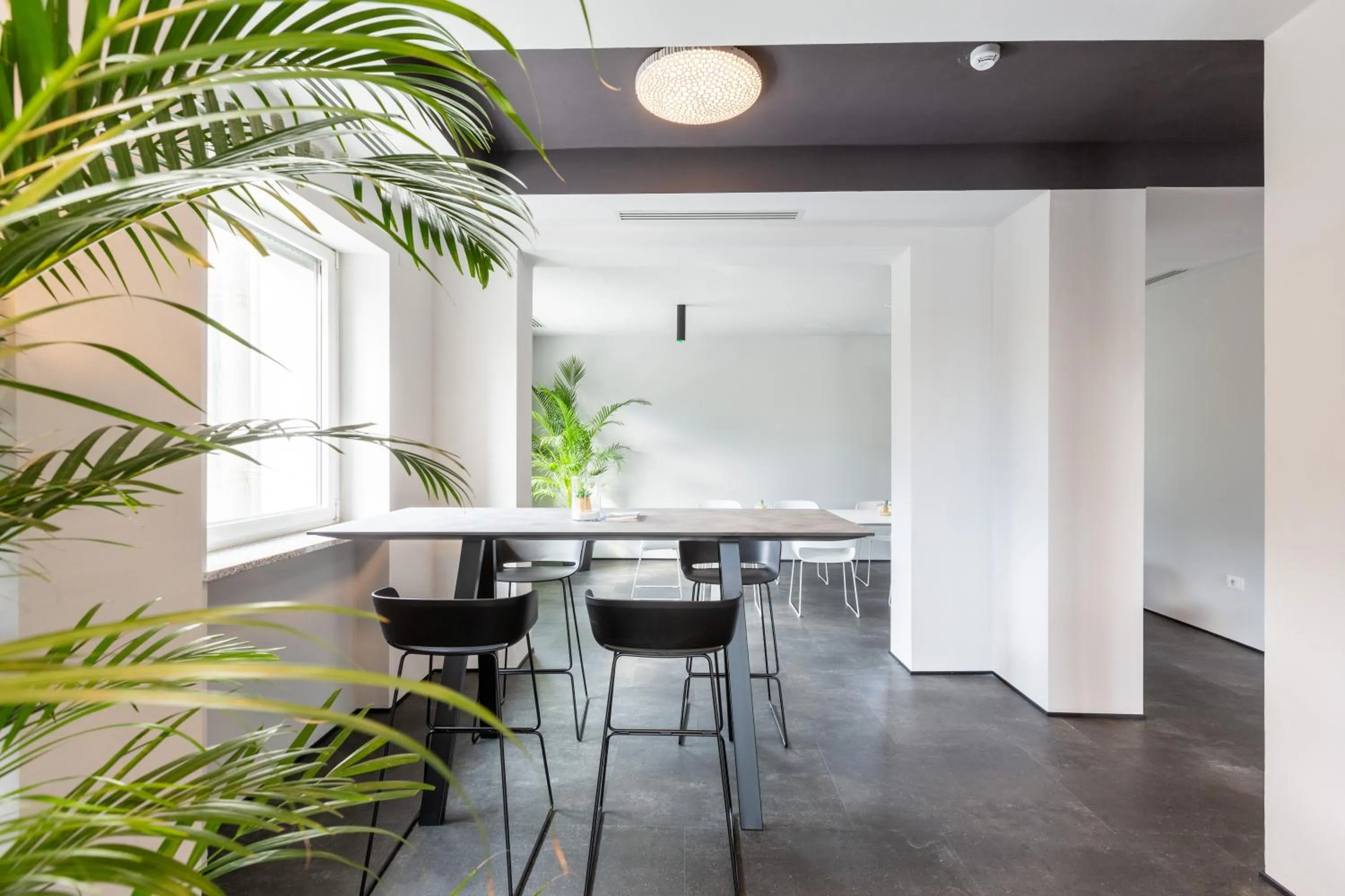 Communal lounge/ TV room in GoTì Hotel