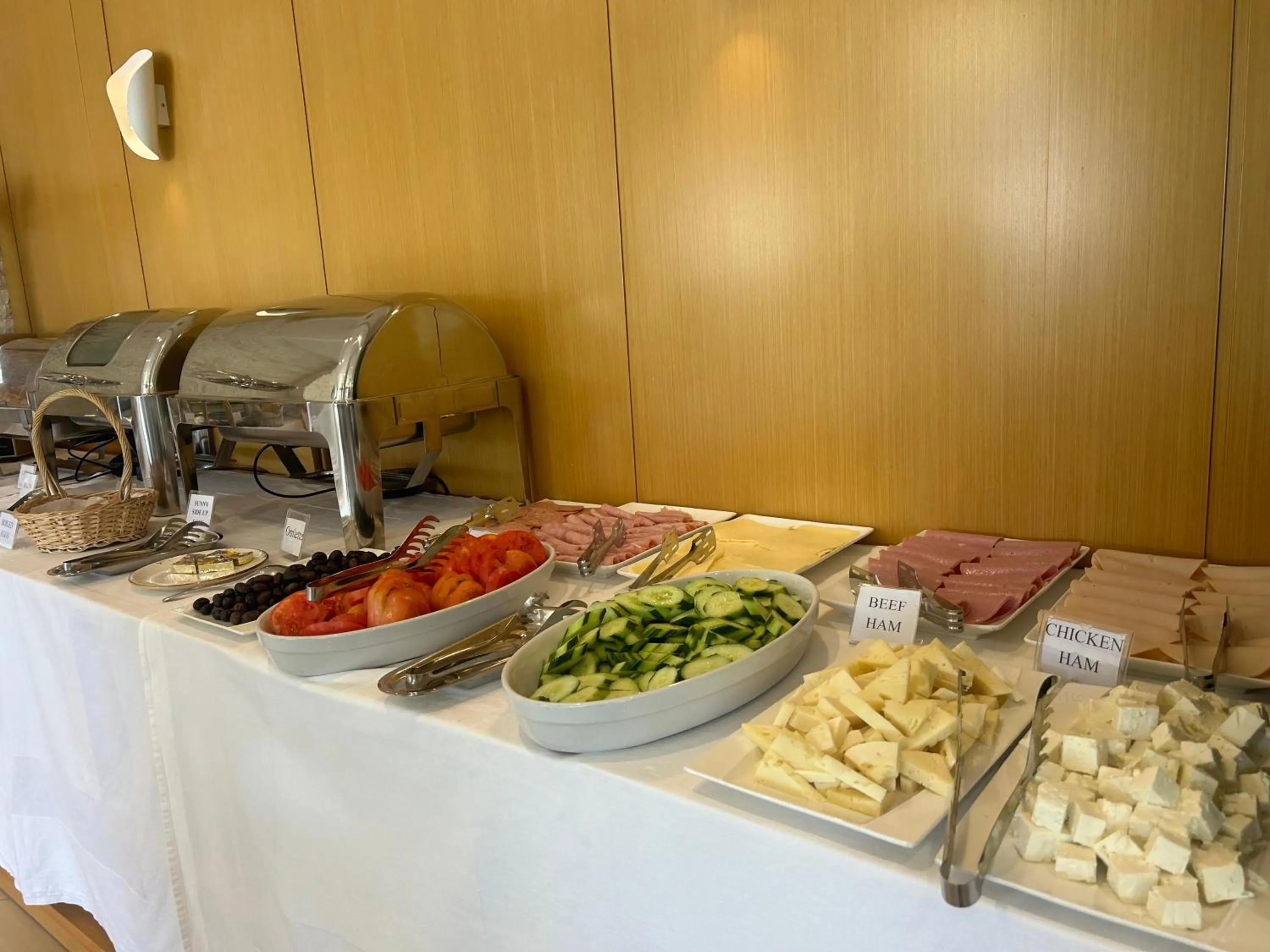 Buffet breakfast in Hotel Luxury