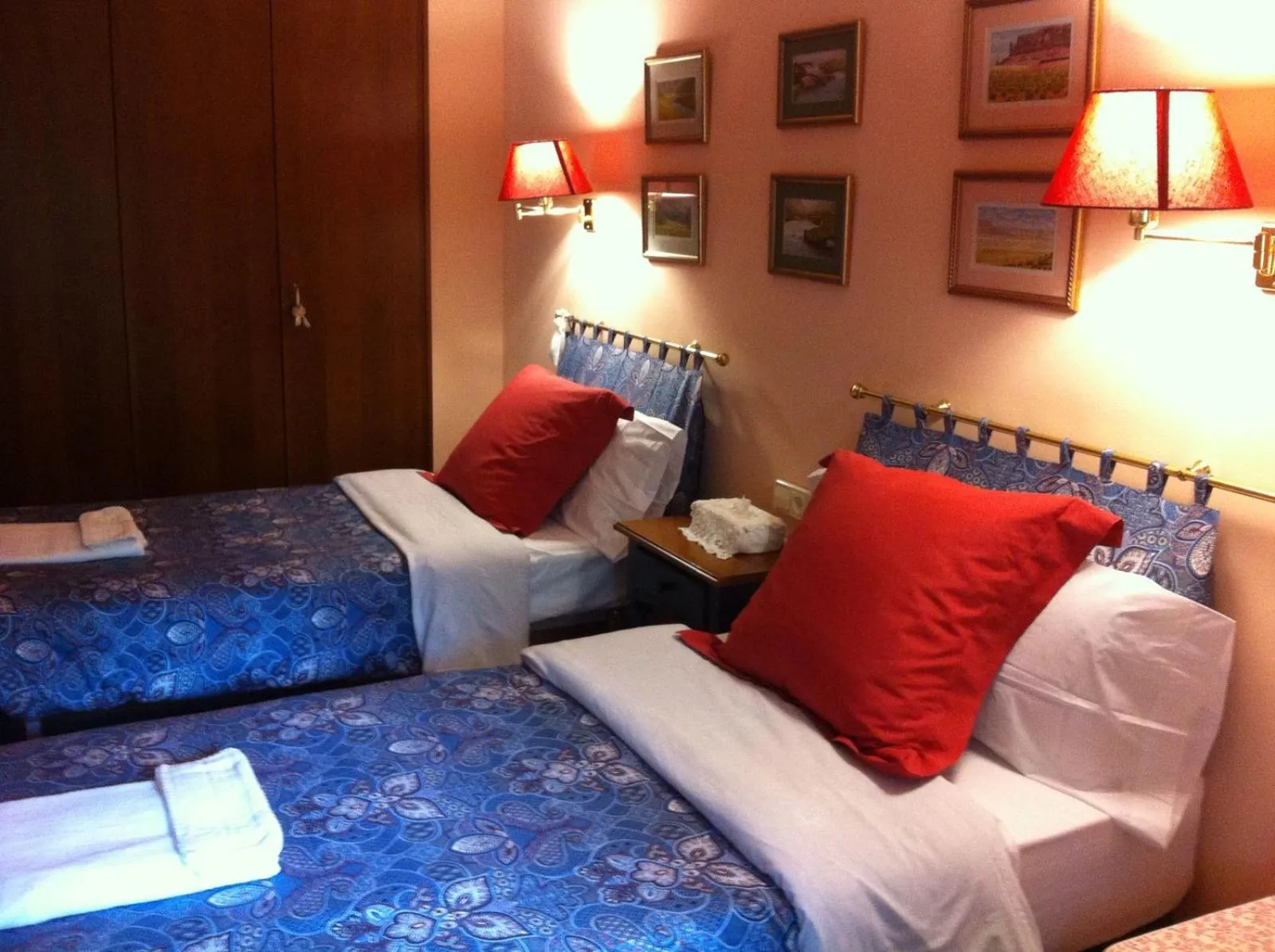 Bedroom in Les Margarides