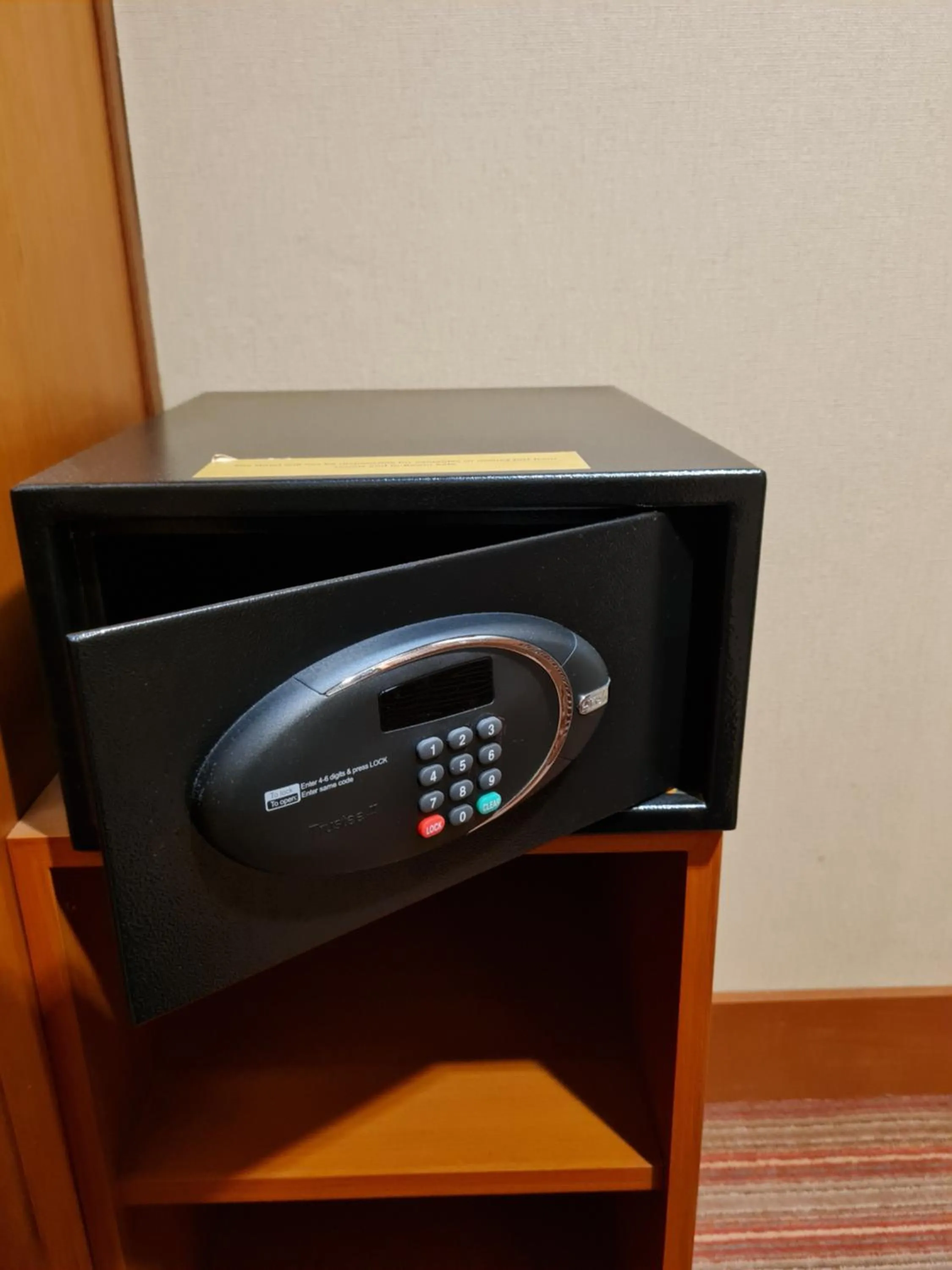 safe in Dynasty Hotel Miri