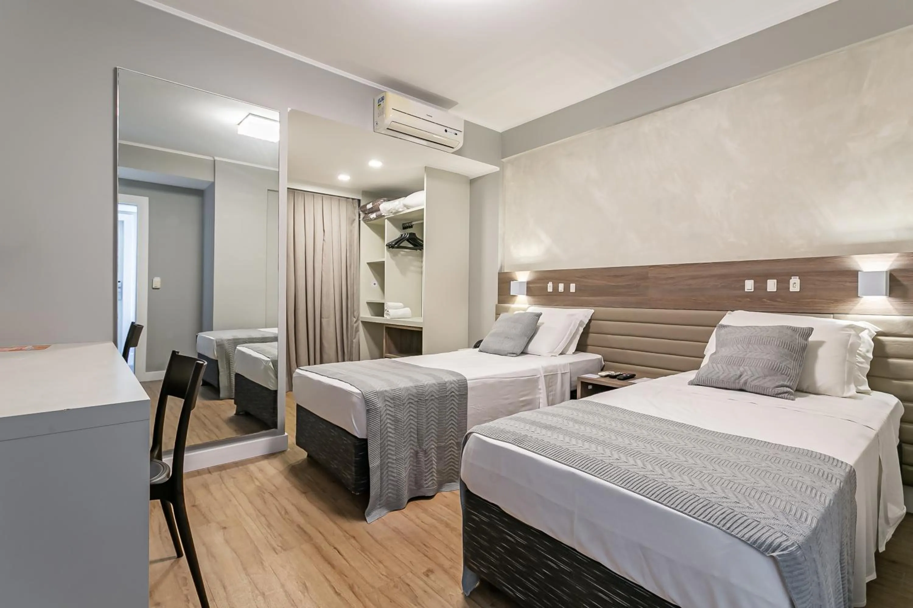 Bedroom, Bed in Valerim Florianópolis