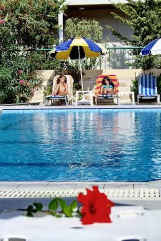 Swimming pool in Hotel Anatoli Apartments