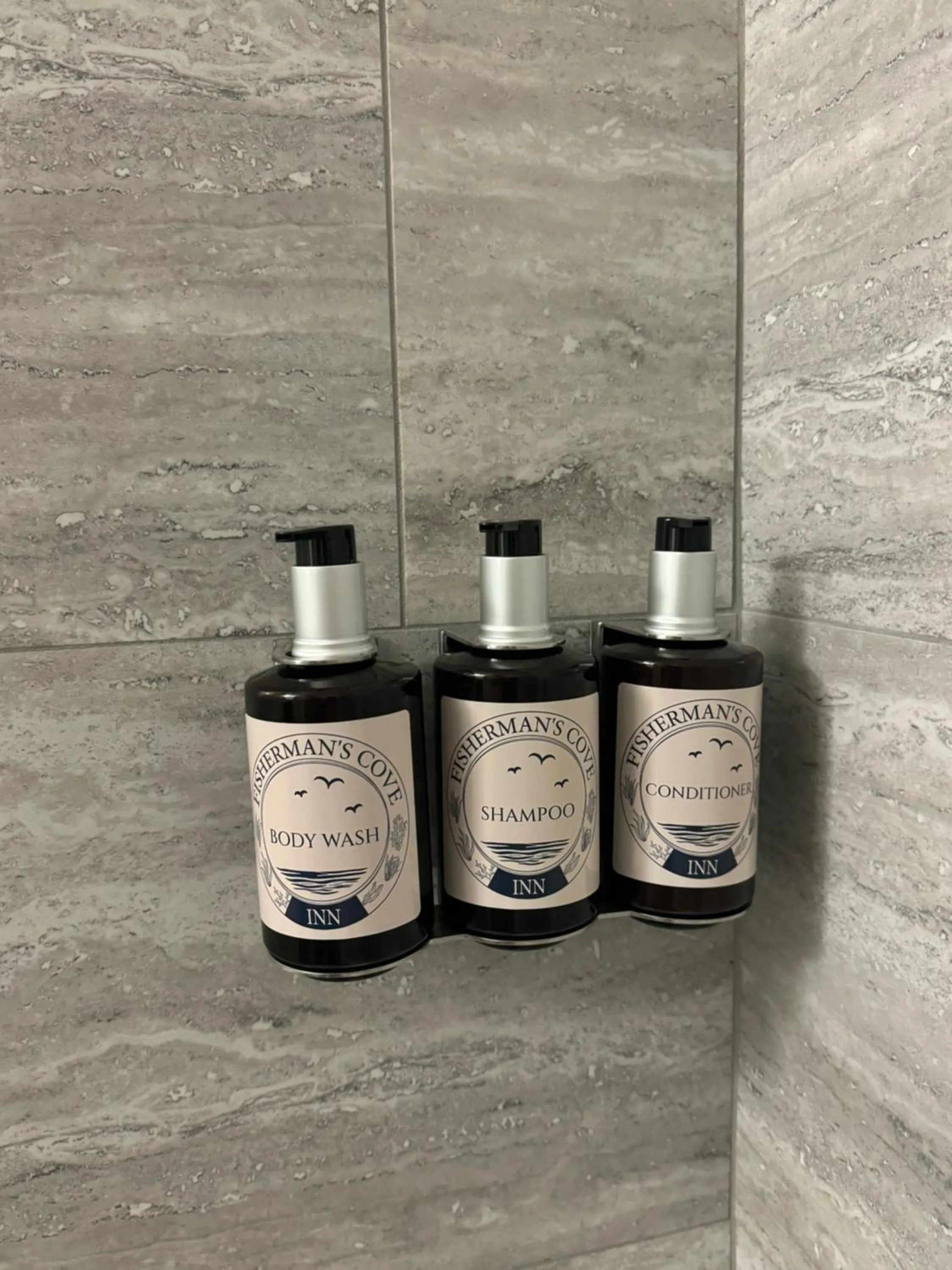 Bathroom in Fisherman's Cove Inn