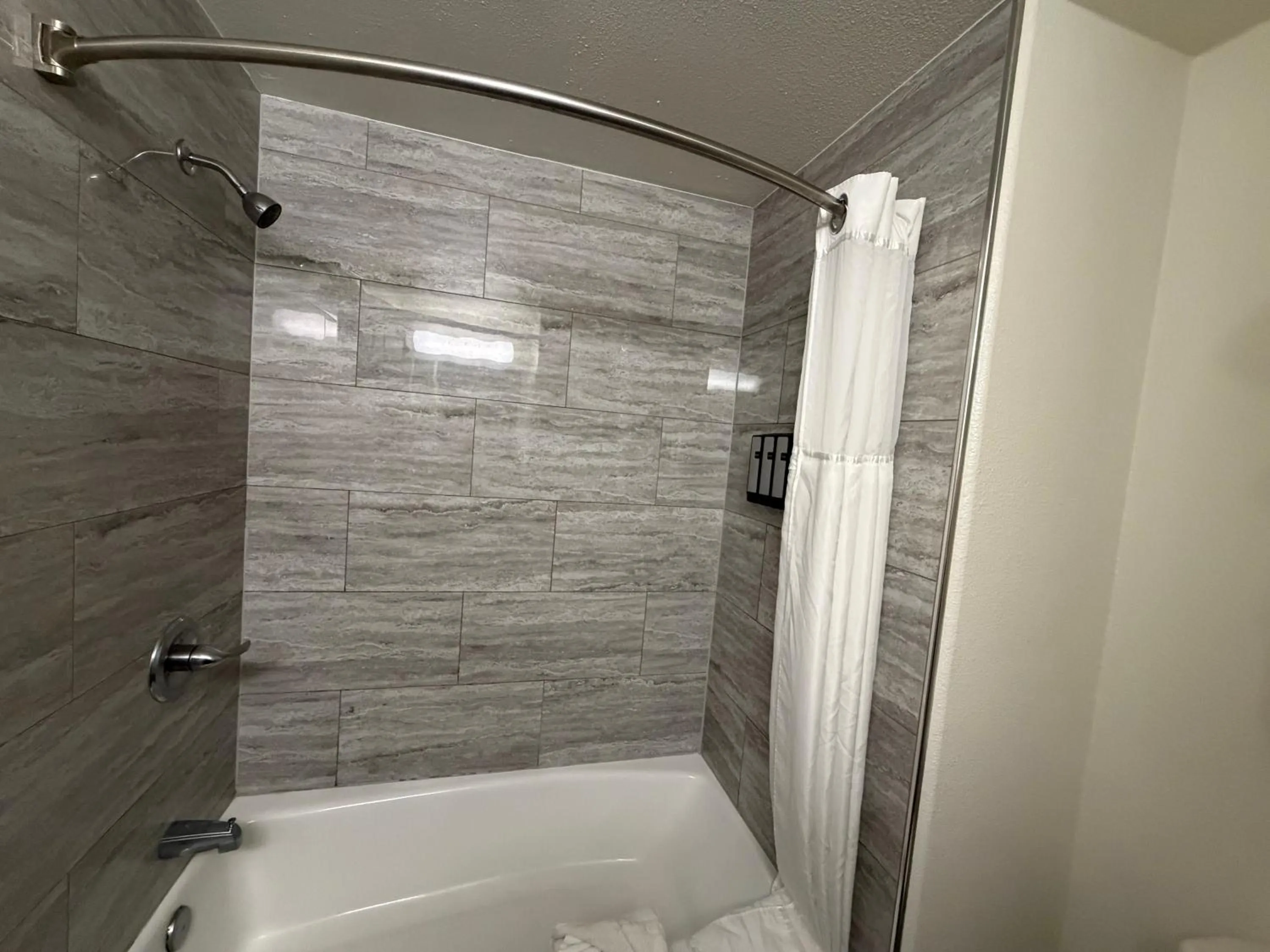 Fisherman's Cove Inn