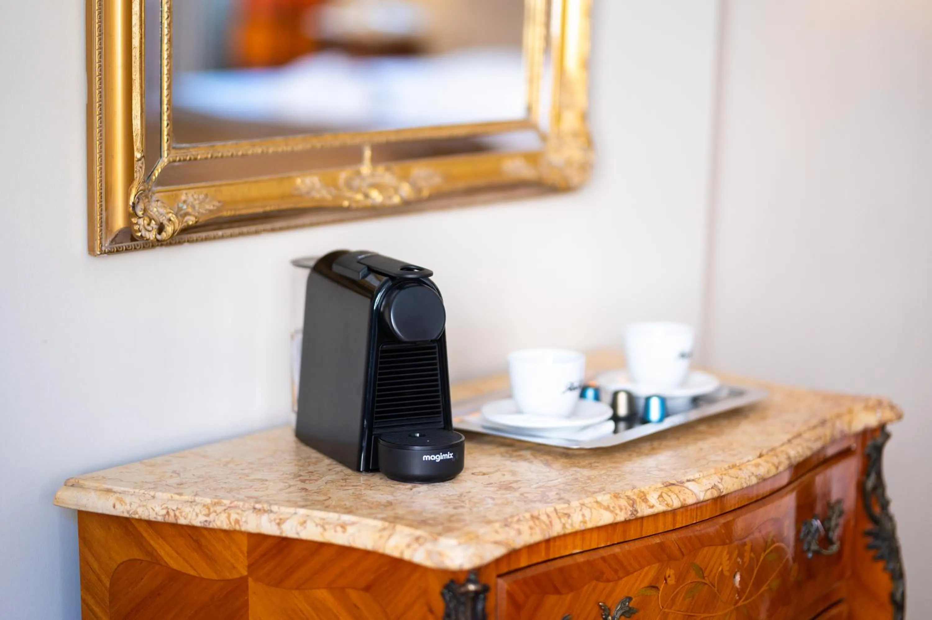 Coffee/tea facilities in Hotel Suisse