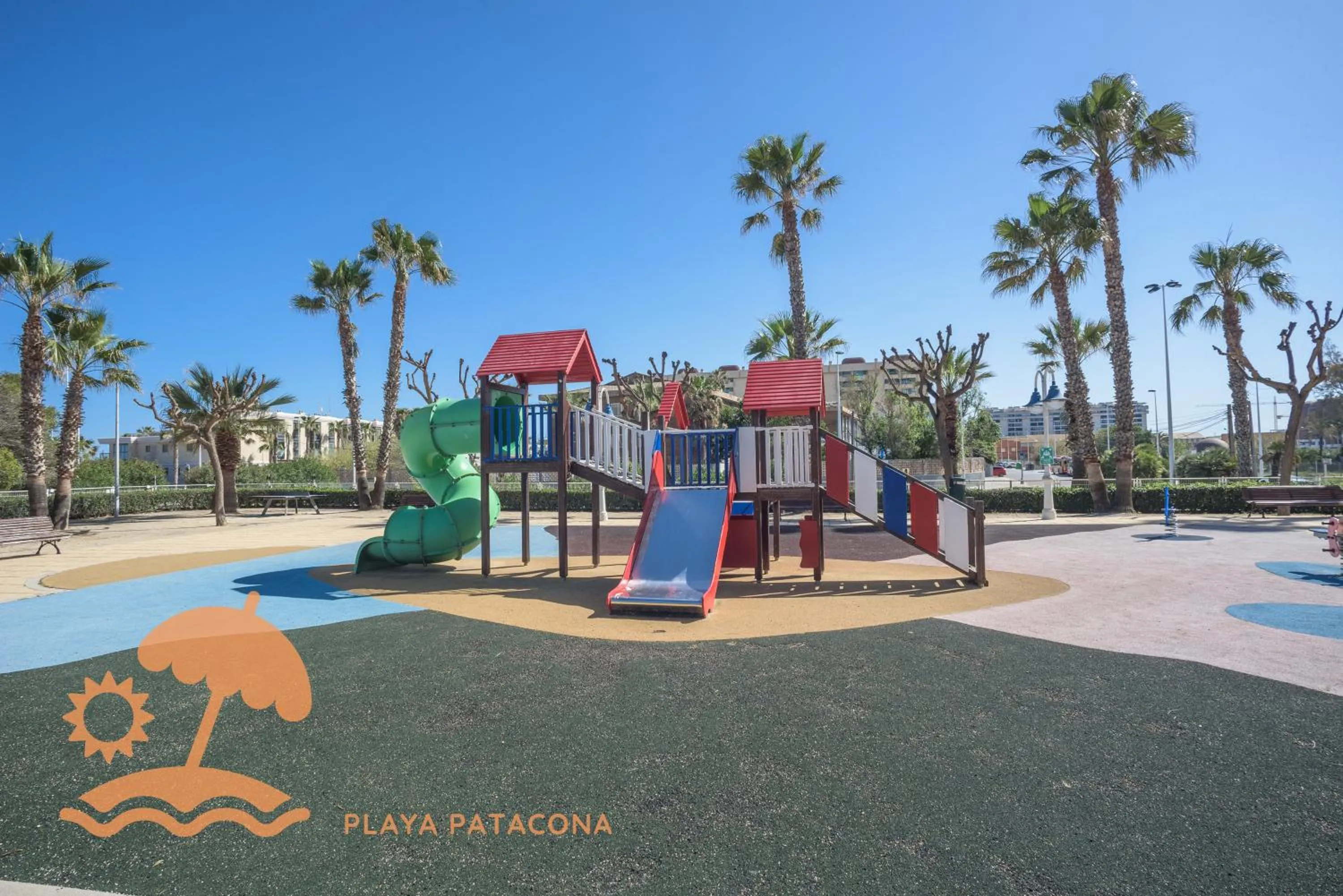 Swimming pool in Patacona Relax & Resort Apartments