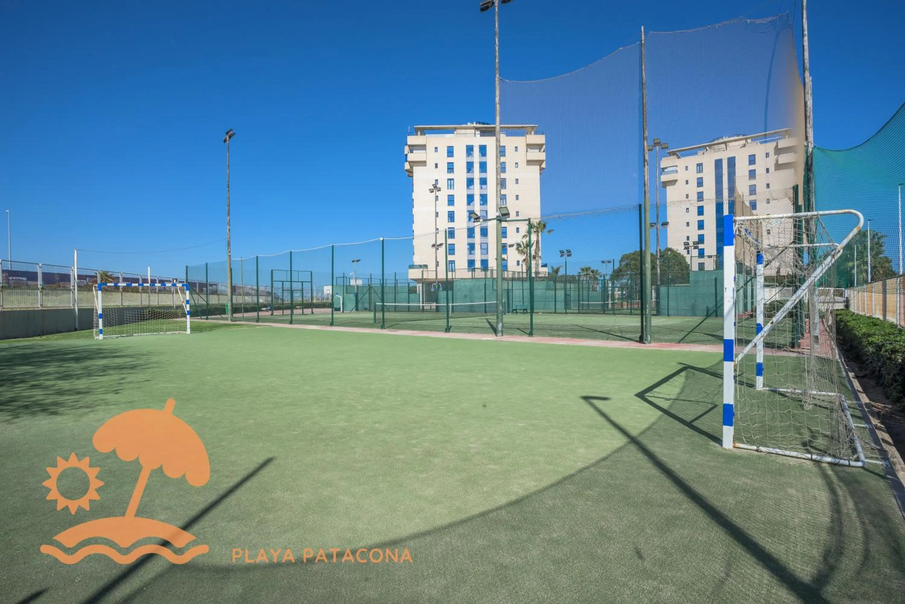 Property building in Patacona Relax & Resort Apartments