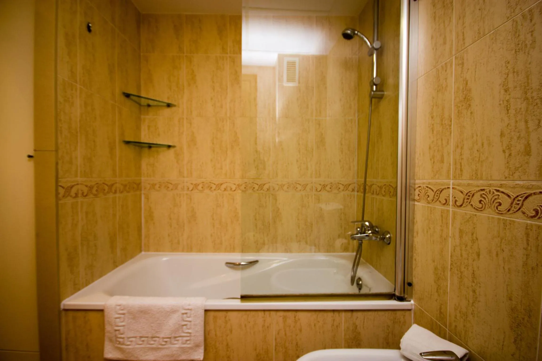 Bathroom in Patacona Relax & Resort Apartments