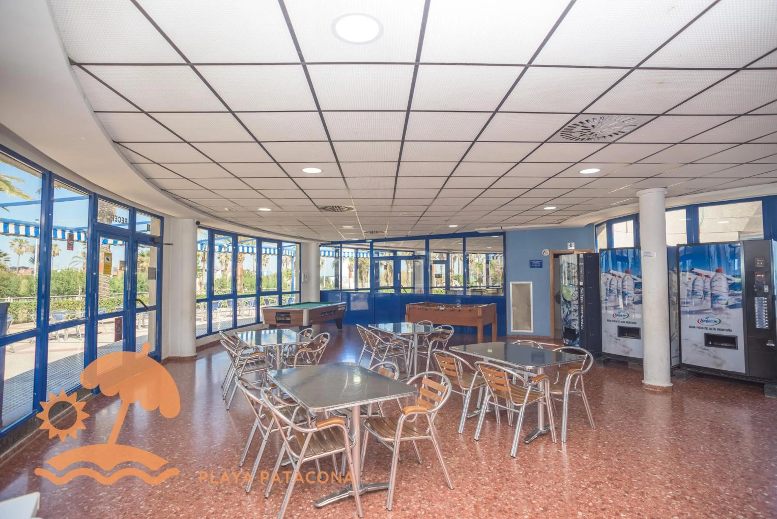 Lounge or bar in Patacona Relax & Resort Apartments