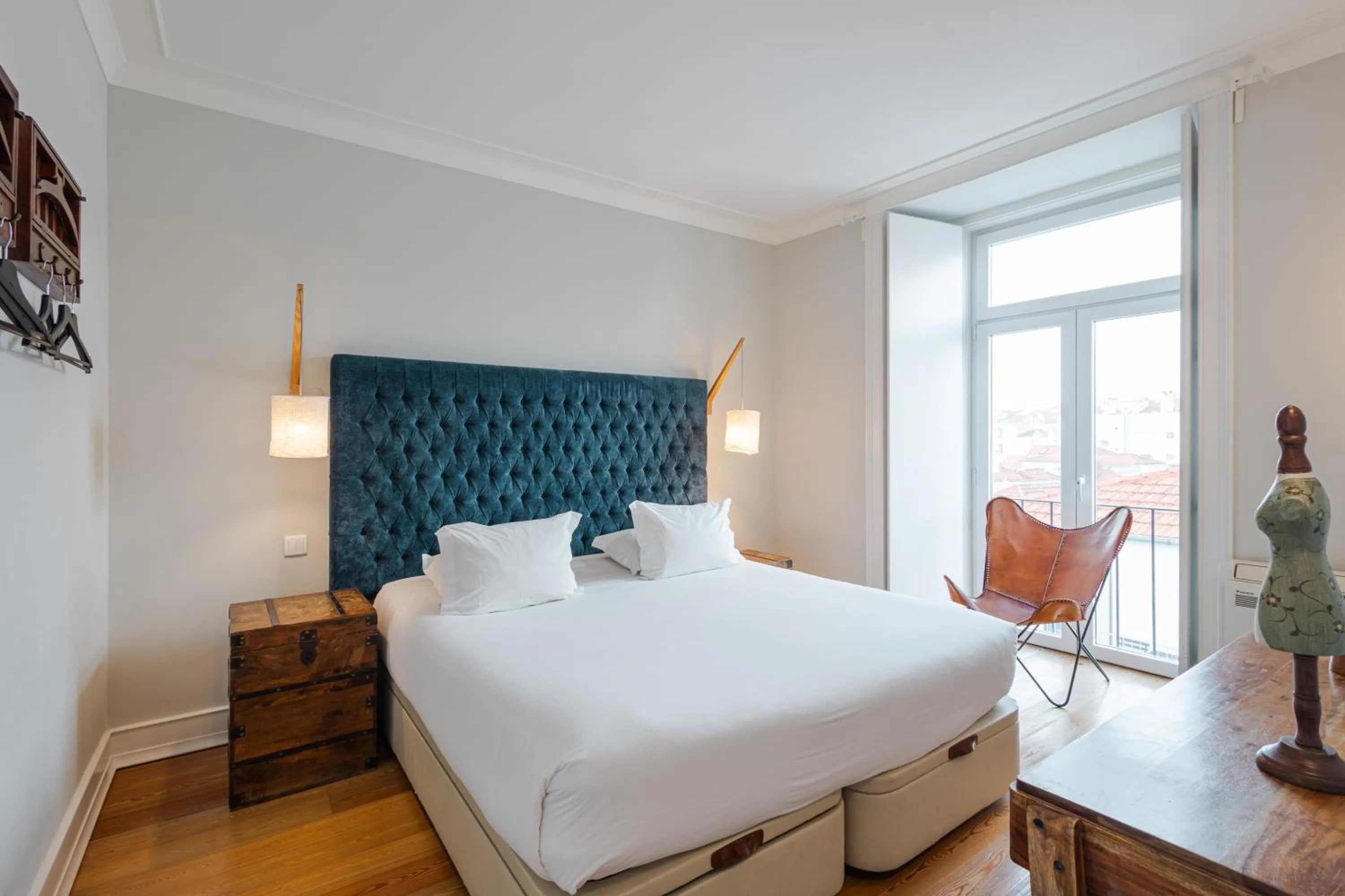 Bedroom, Bed in Almaria - Ex Libris Apartments | Chiado